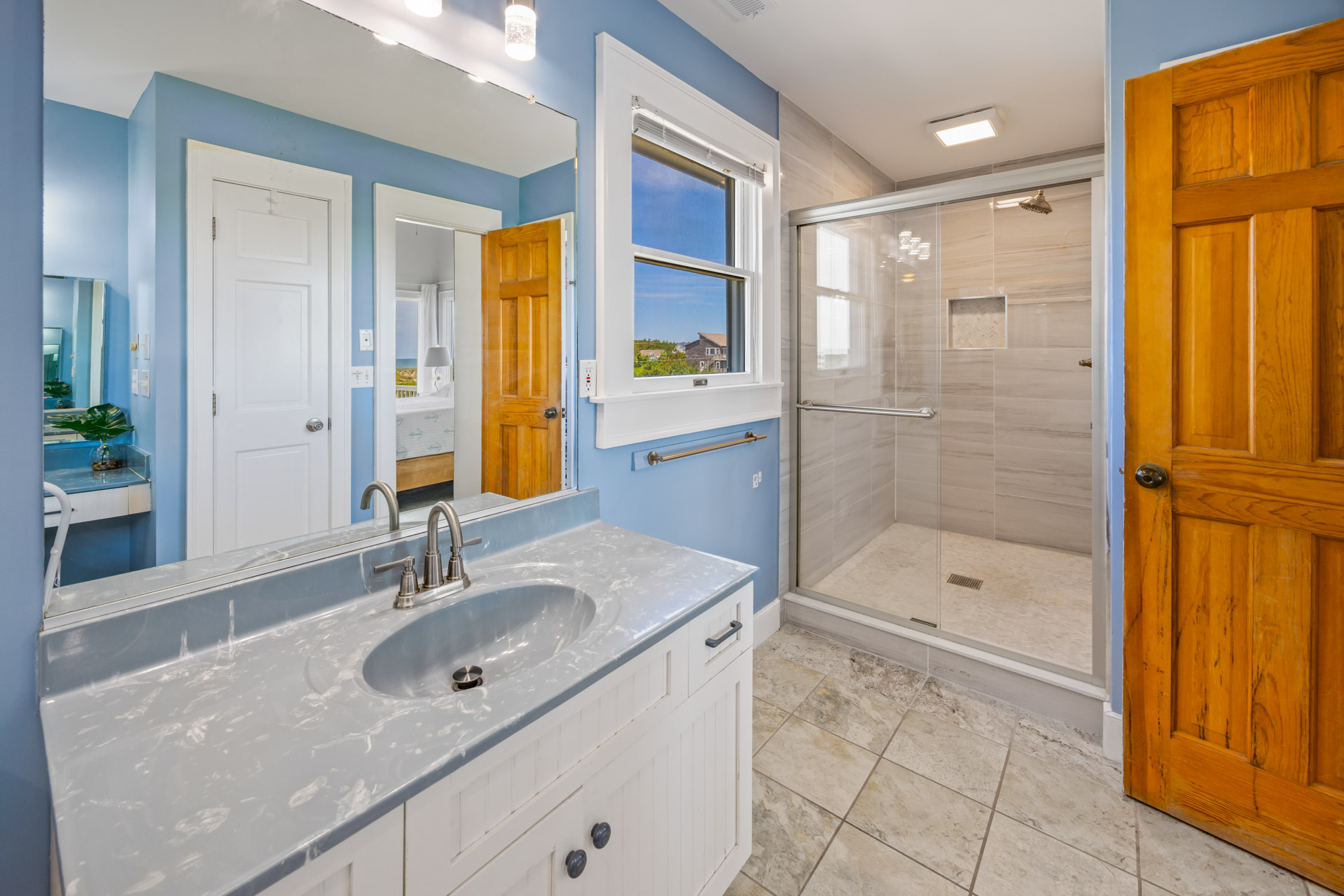 Surf Or Sound Realty 1040 Dolphin's Watch Bedroom 1 4