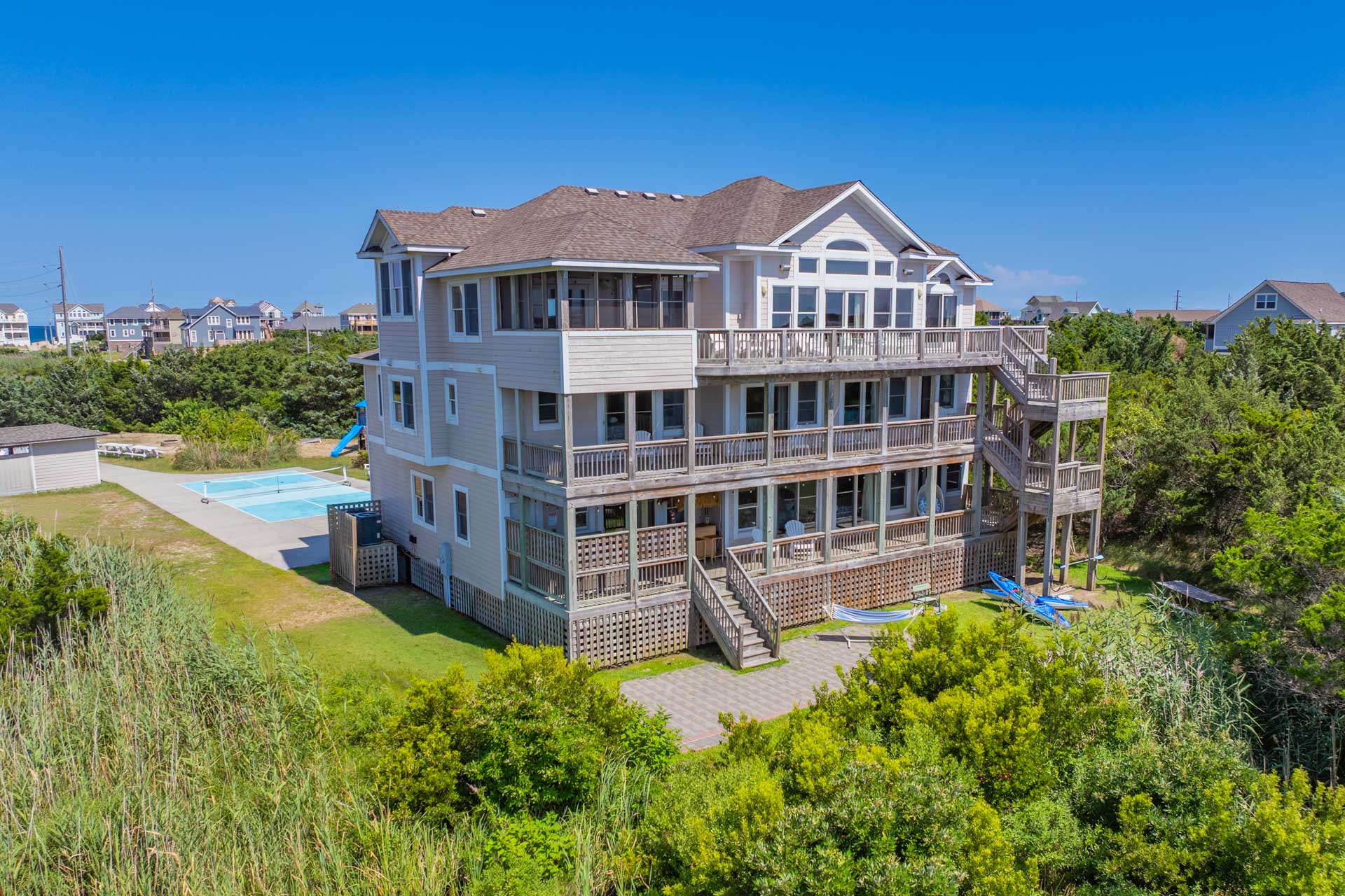Surf Or Sound Realty 566 La Familia Exterior 11