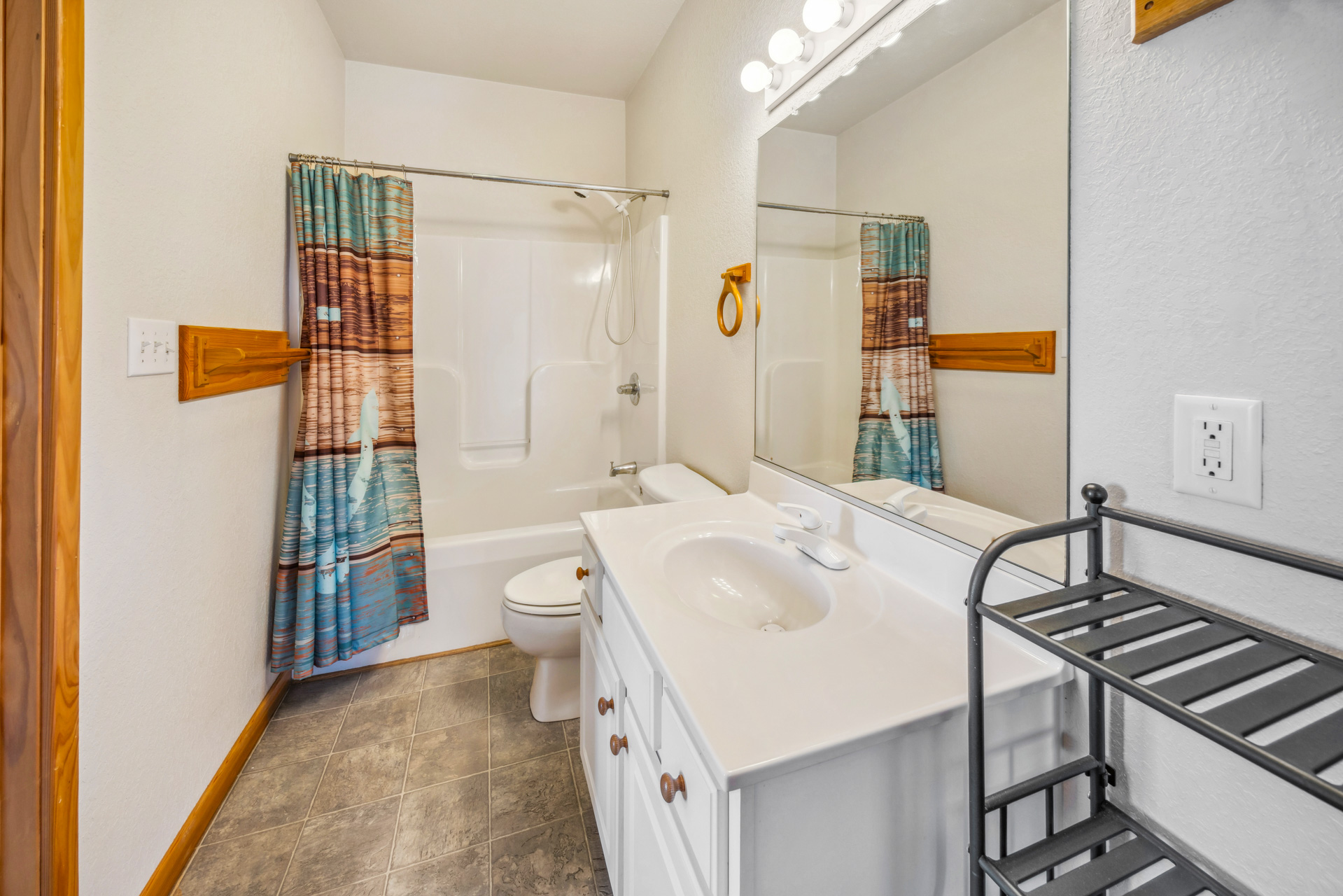 Surf Or Sound Realty 623 Castn Crew Bedroom 2 3