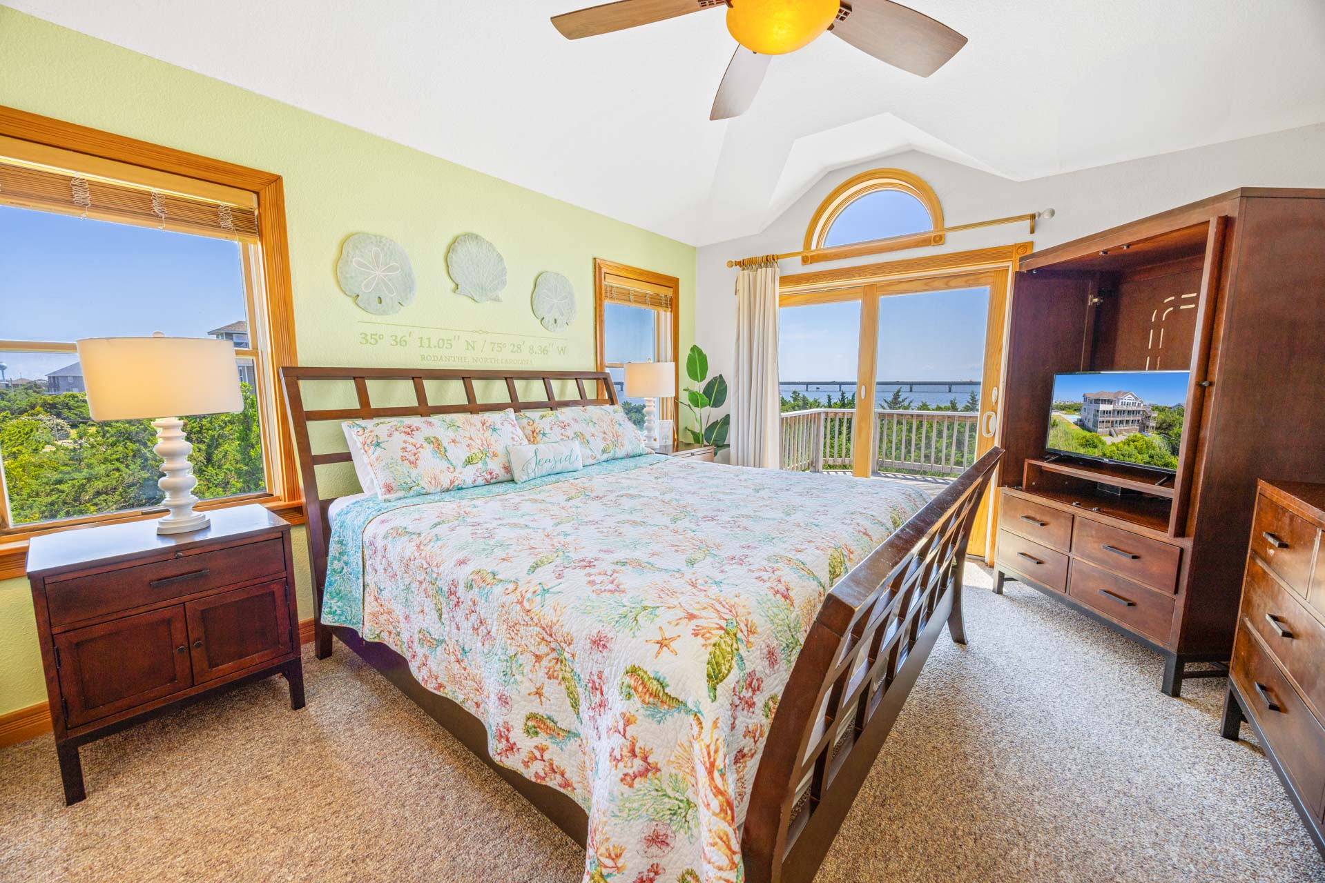 Surf Or Sound Realty 566 La Familia Bedroom 1