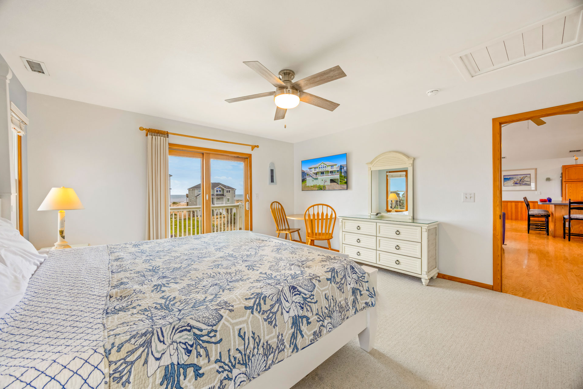 Surf Or Sound Realty 1250 Carolina Pearl Bedroom 1 2