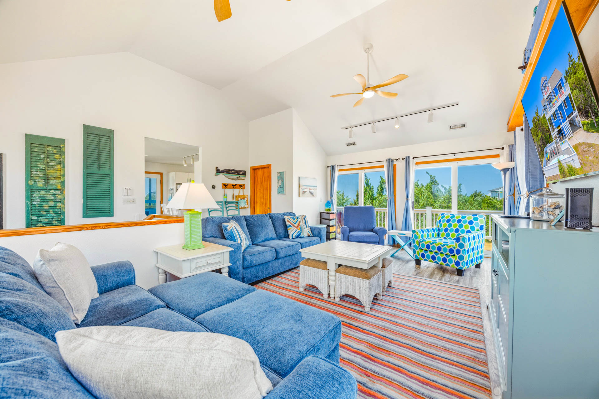 Surf Or Sound Realty 947 Creative Image Great Room 4
