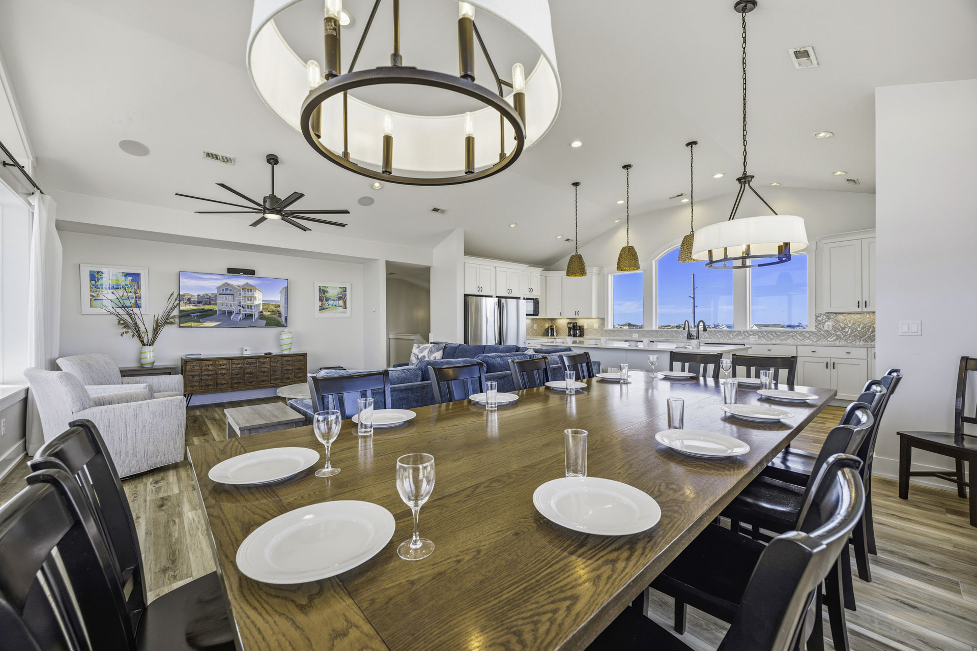 Surf Or Sound Realty 918 Cape Sol Dining Area 3