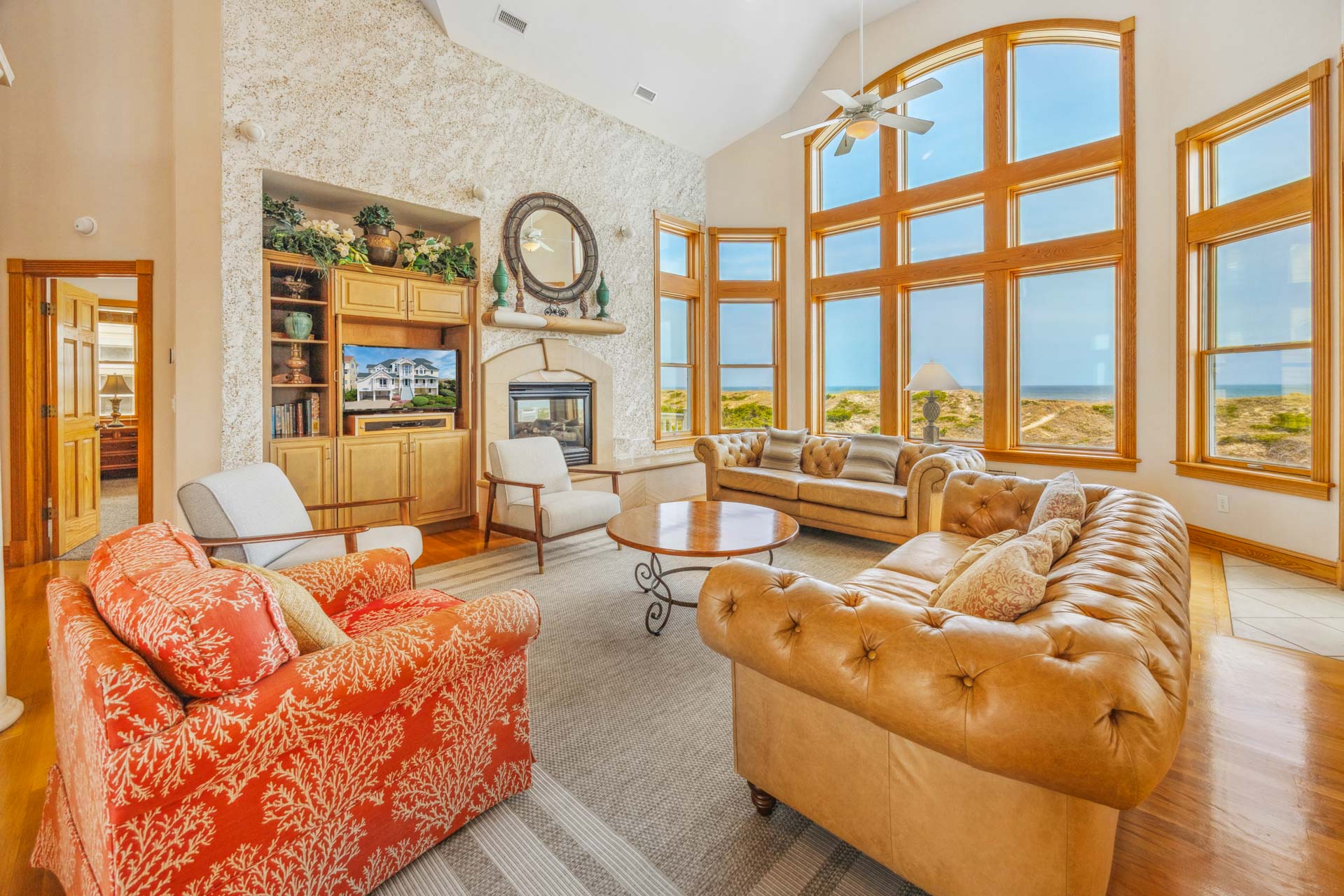 Surf Or Sound Realty 333 Bramasole Great Room 3