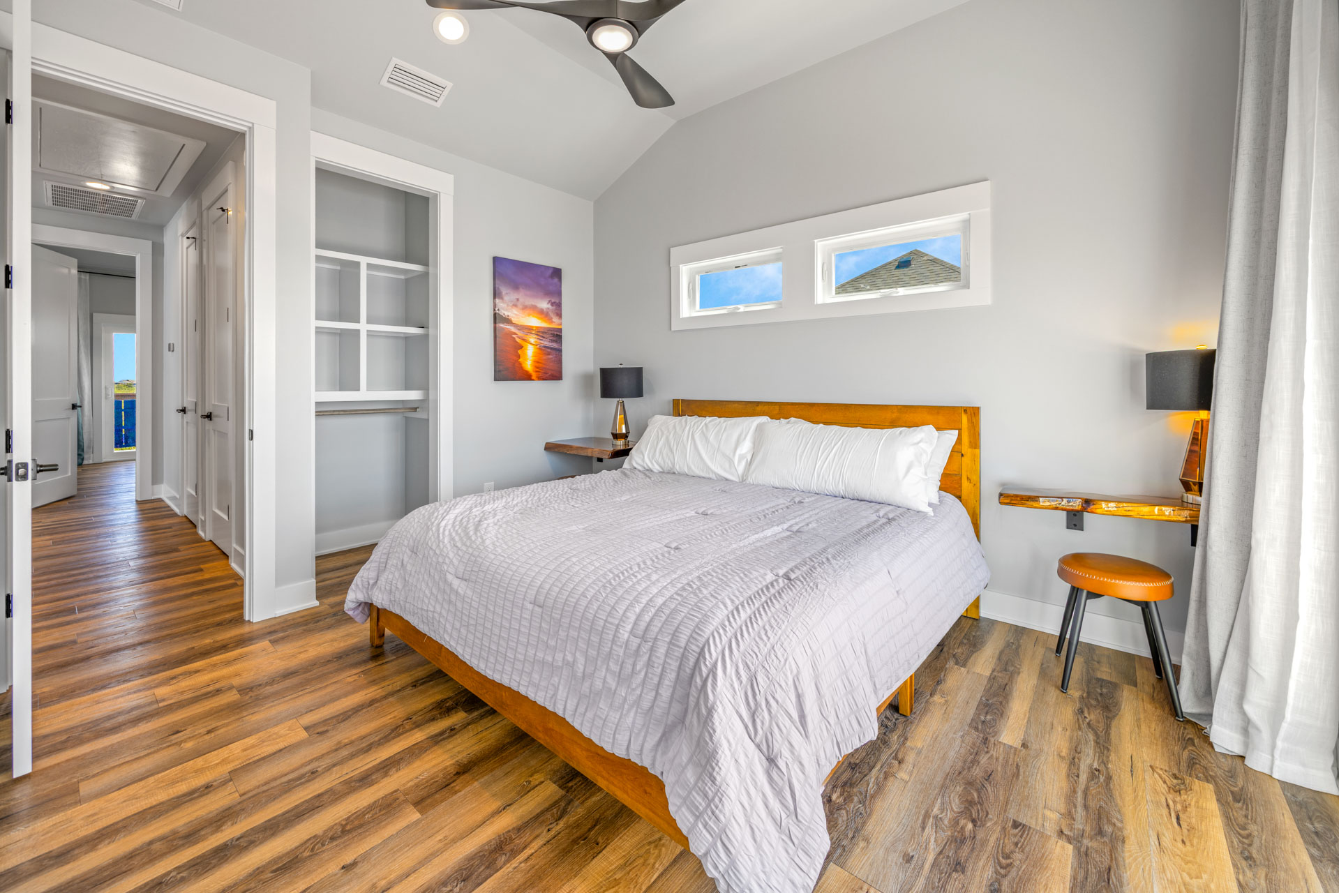 Surf Or Sound Realty 1204 Ocean's 12 Bedroom 1 2