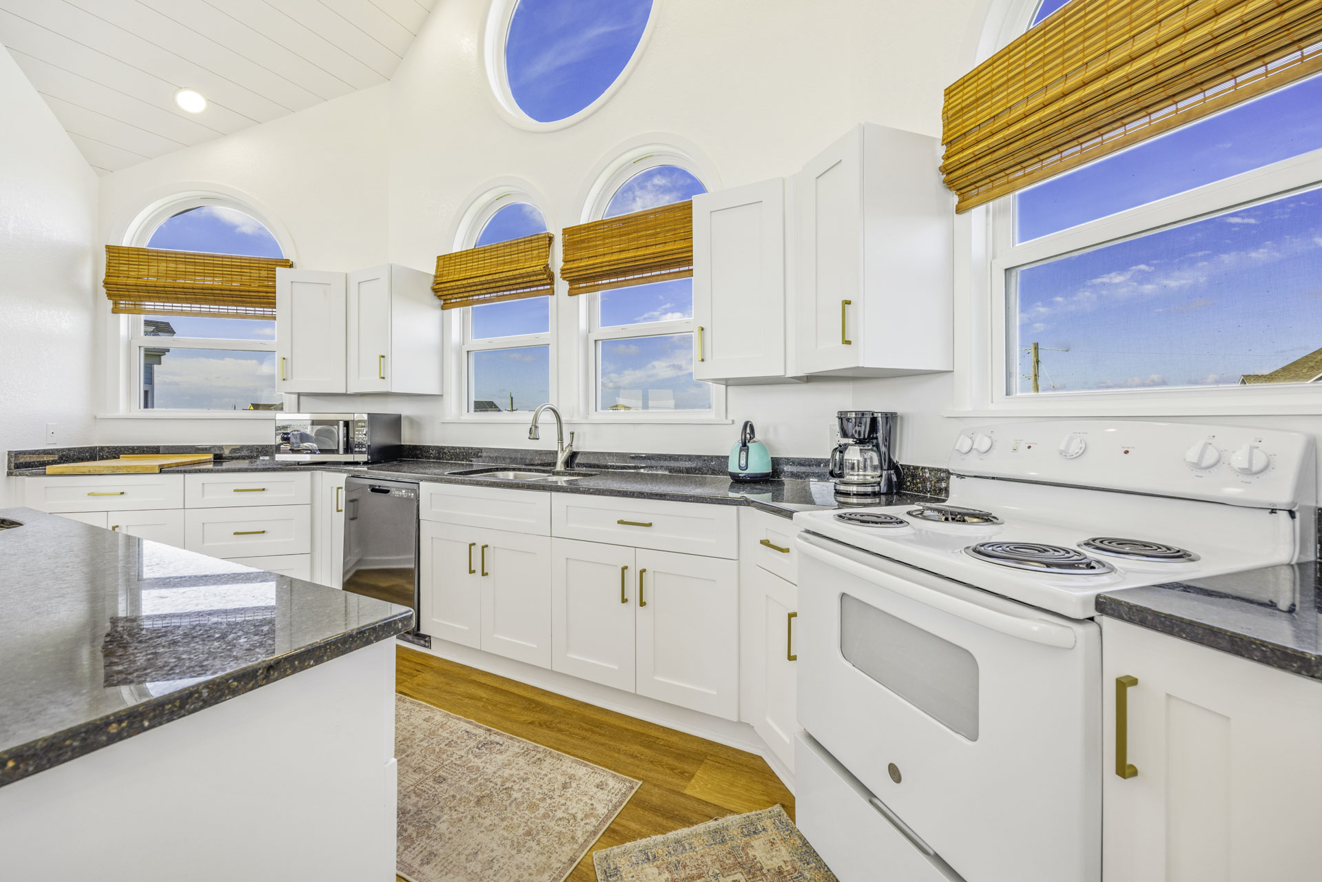 Surf Or Sound Realty 505 Our Beach House Kitchen 3