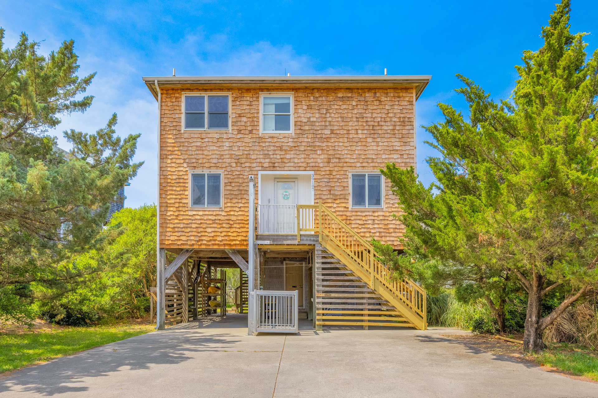 Surf Or Sound Realty 824 Sun Kist Exterior 1