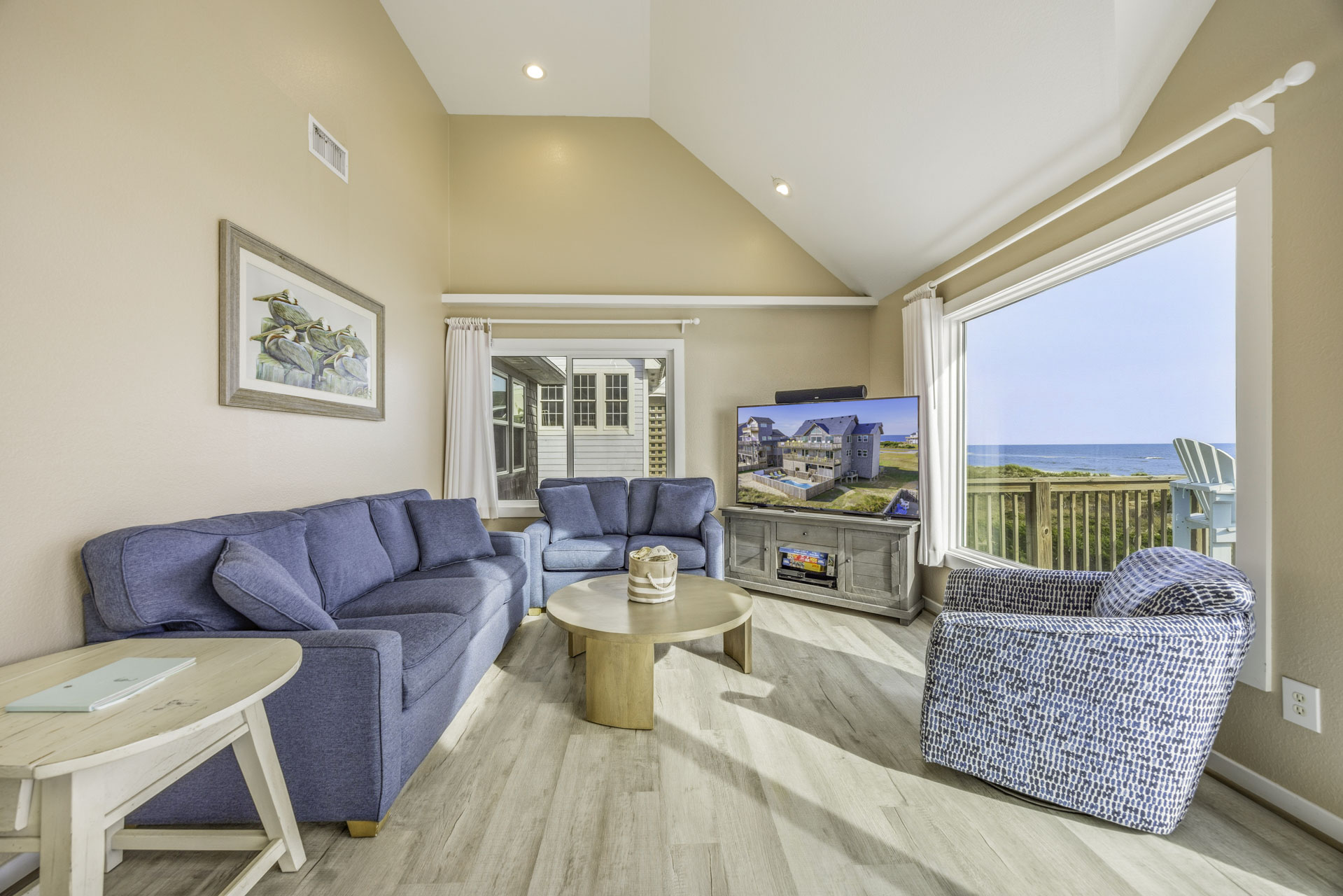 Surf Or Sound Realty 920 Leave Of Absence Great Room 2