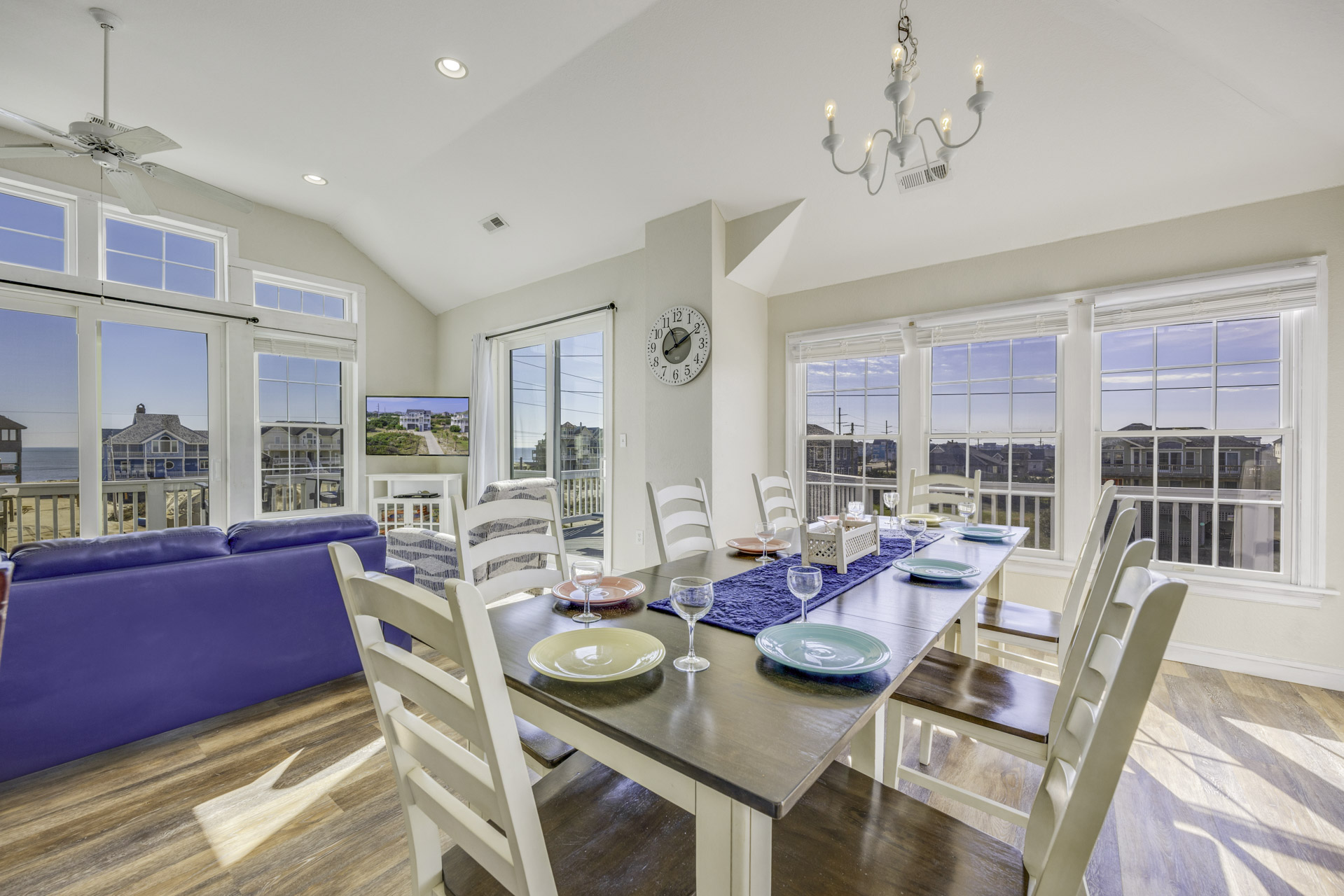 Surf Or Sound Realty 584 Skipper's Gig Dining Area 3