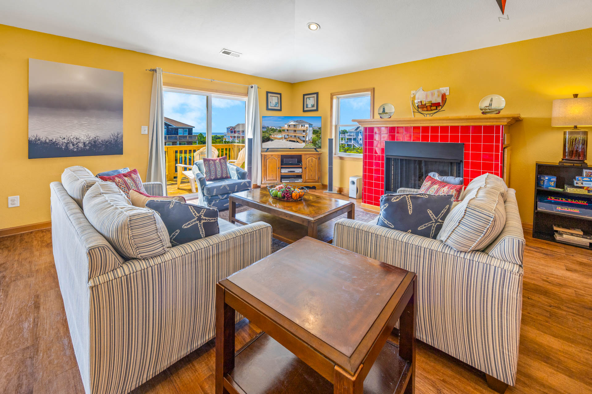 Surf Or Sound Realty 727 Knights In Salvo Great Room 1