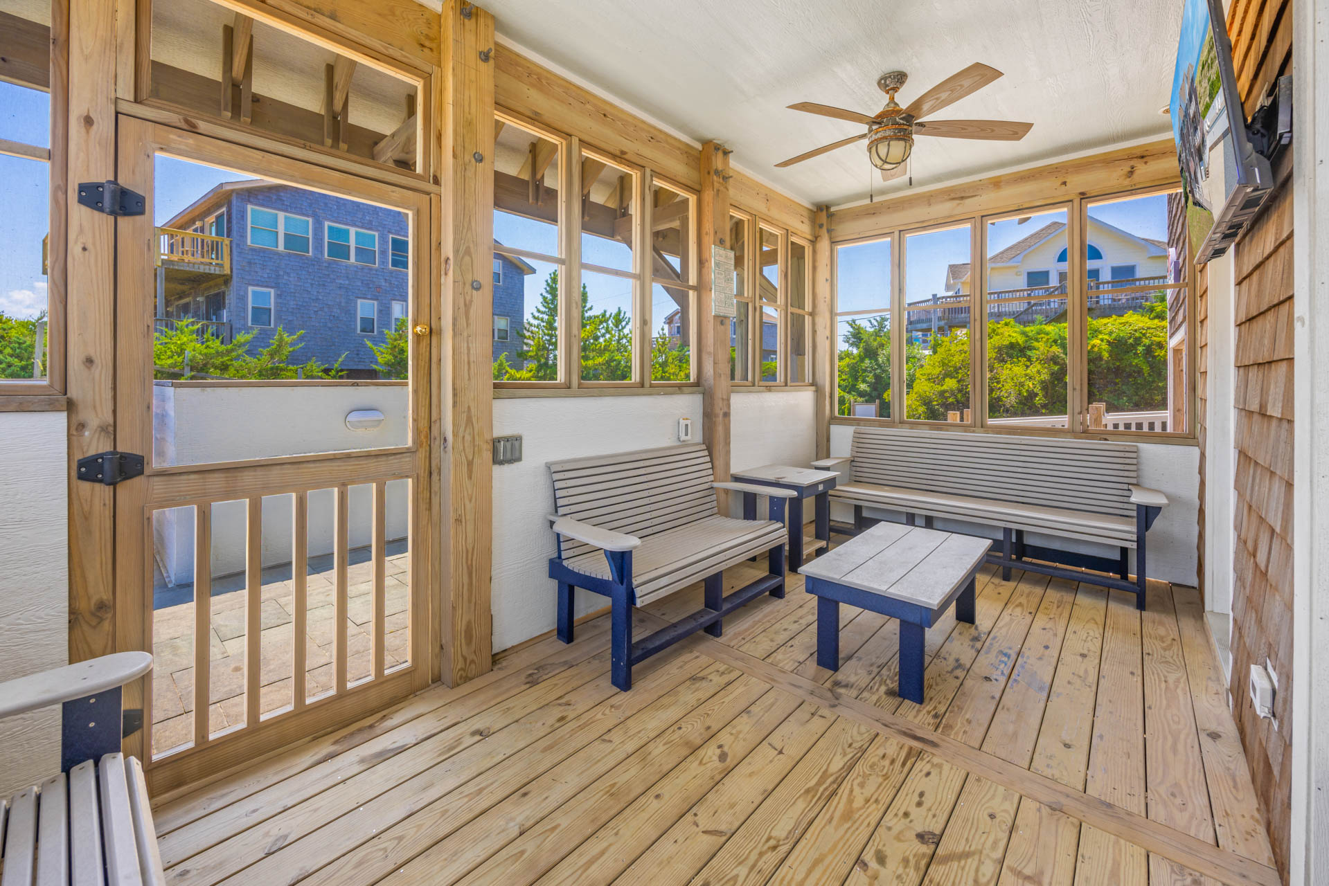Surf Or Sound Realty 990 Dawn Treader Screened Porch 1