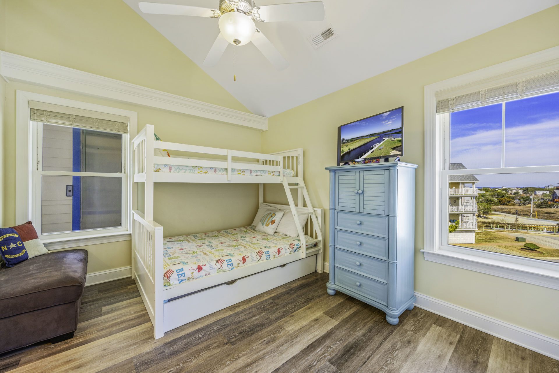 Surf Or Sound Realty 1104 Bay Dream Believer Bedroom 2 1