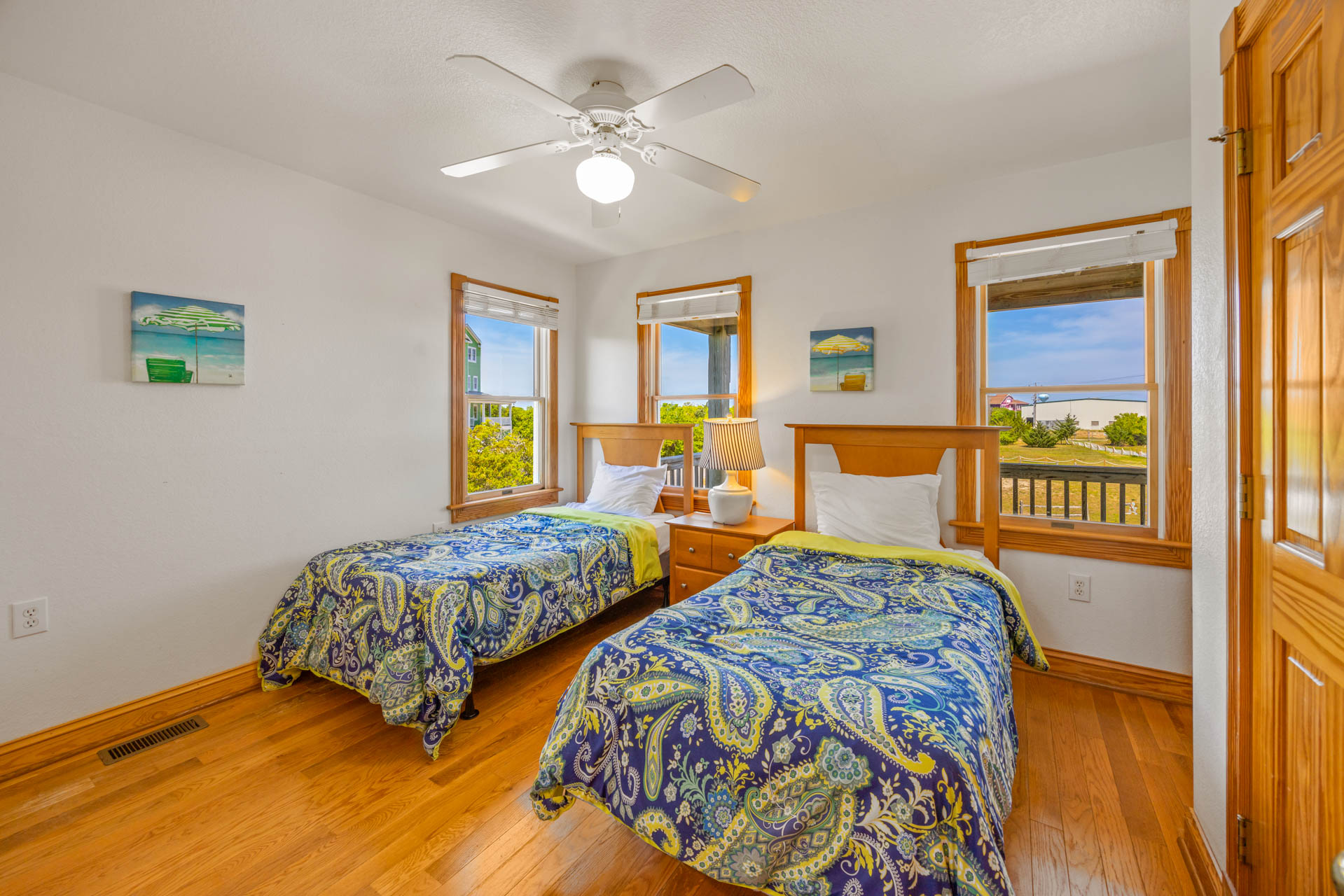 Surf Or Sound Realty 1027 The Kinnakeet Retreat Bedroom 5 1