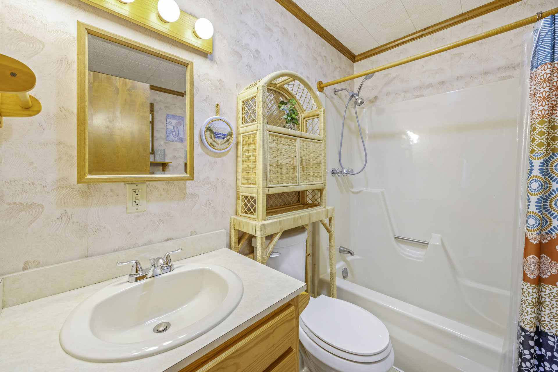 Surf Or Sound Realty 939 Drifter's Dock Bedroom 2 3