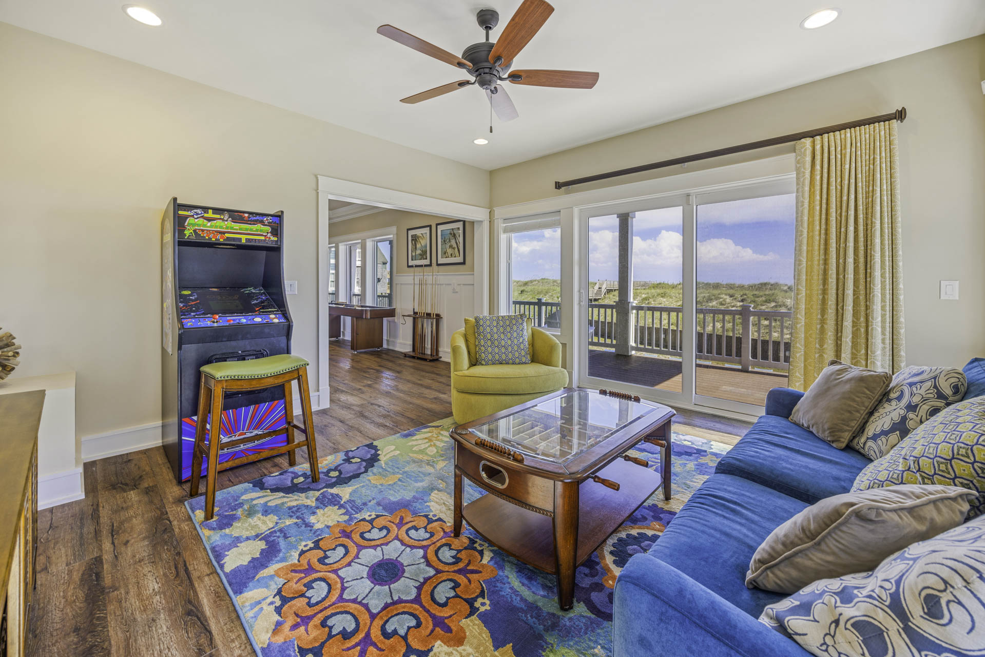 Surf Or Sound Realty 836 Hatteras Grander Game Room 10
