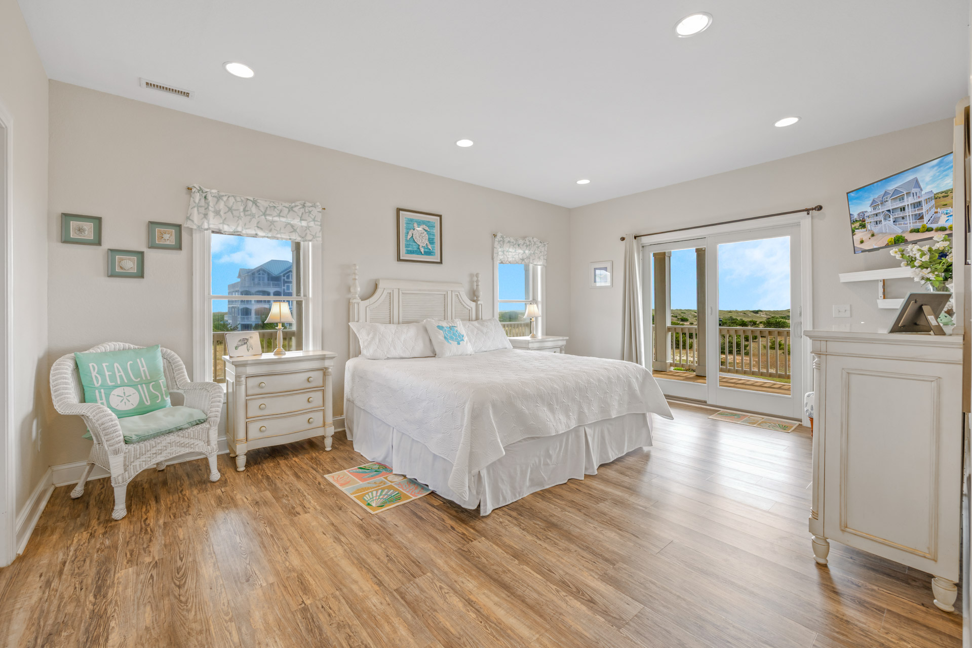 Surf Or Sound Realty 840 Lucky Oyster Bedroom 3 1