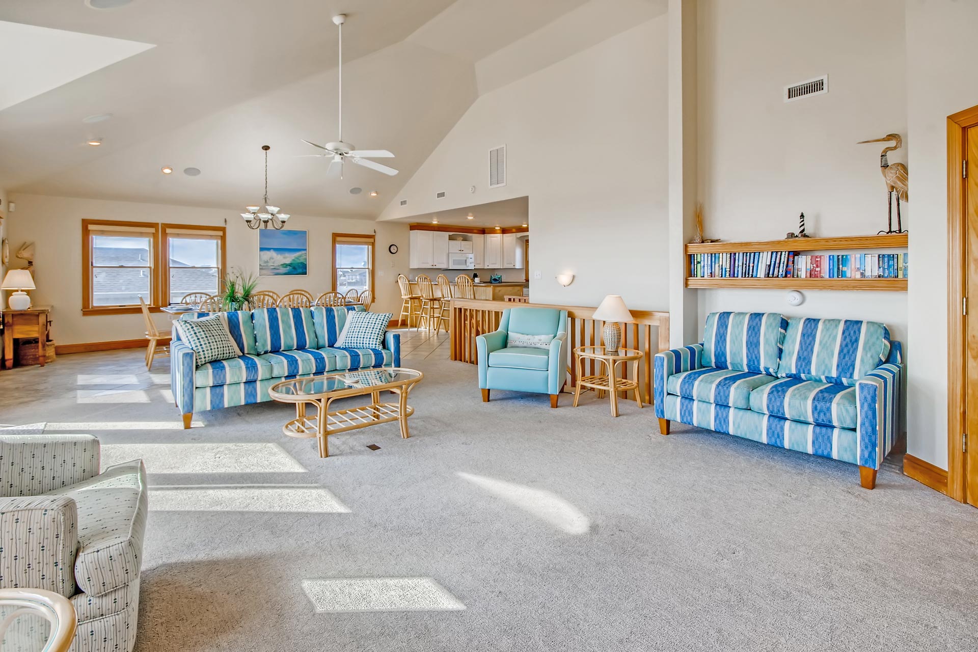 Surf Or Sound Realty Beach N View 164 Great Room 6 3354442