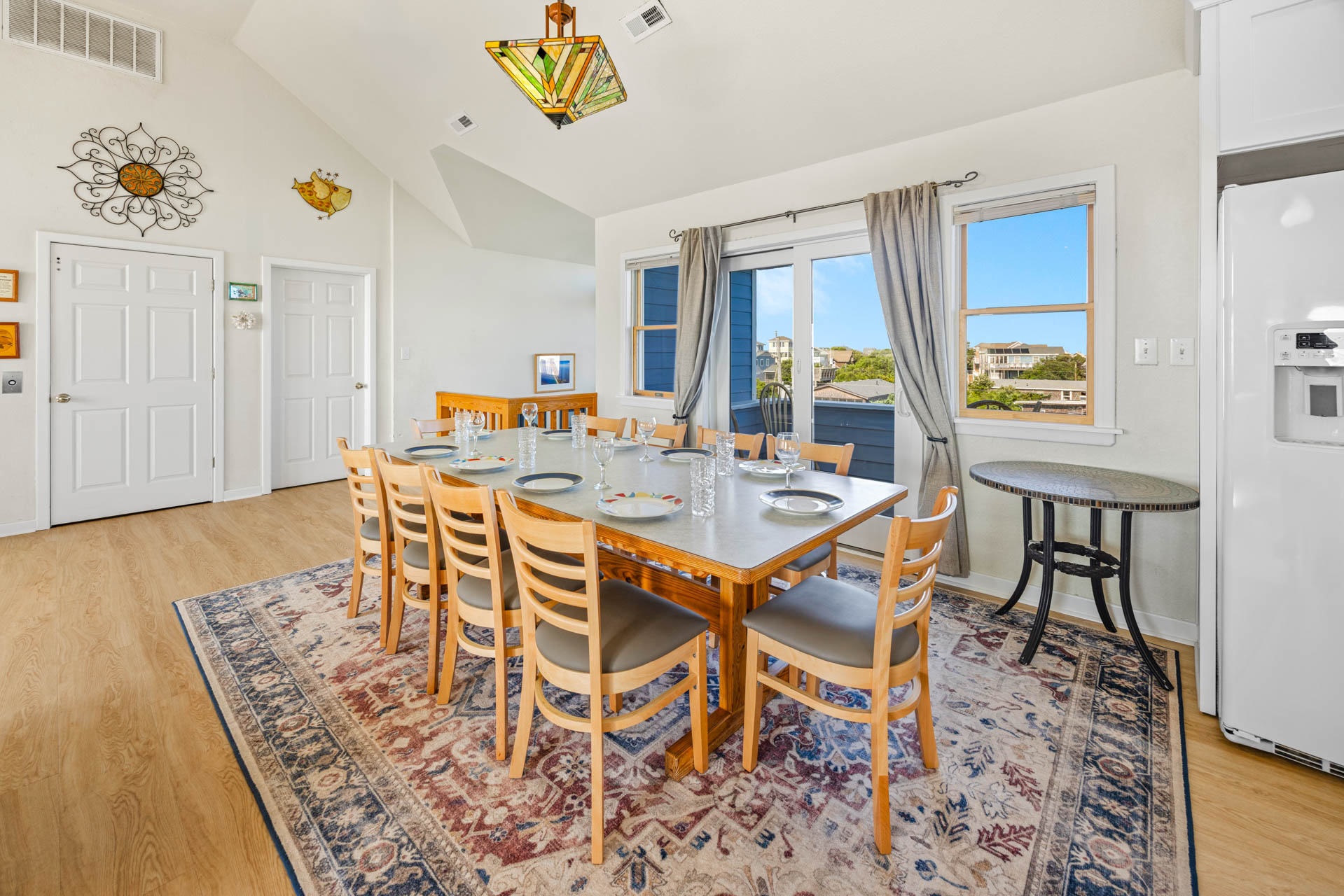 Surf Or Sound Realty 323 A Beach Dream Dining Area 3