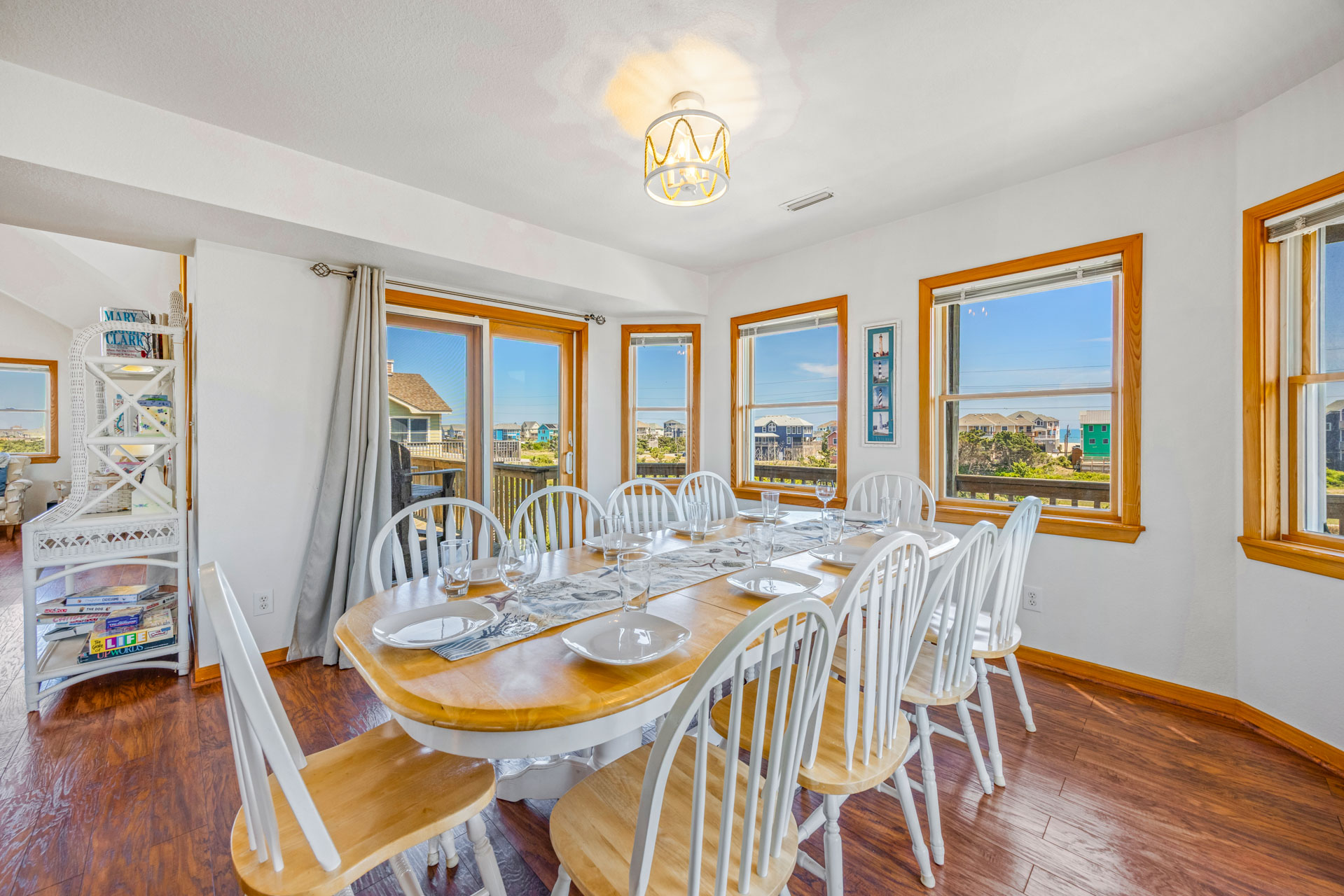 Surf Or Sound Realty 773 Skipper's Landing Dining Area 2