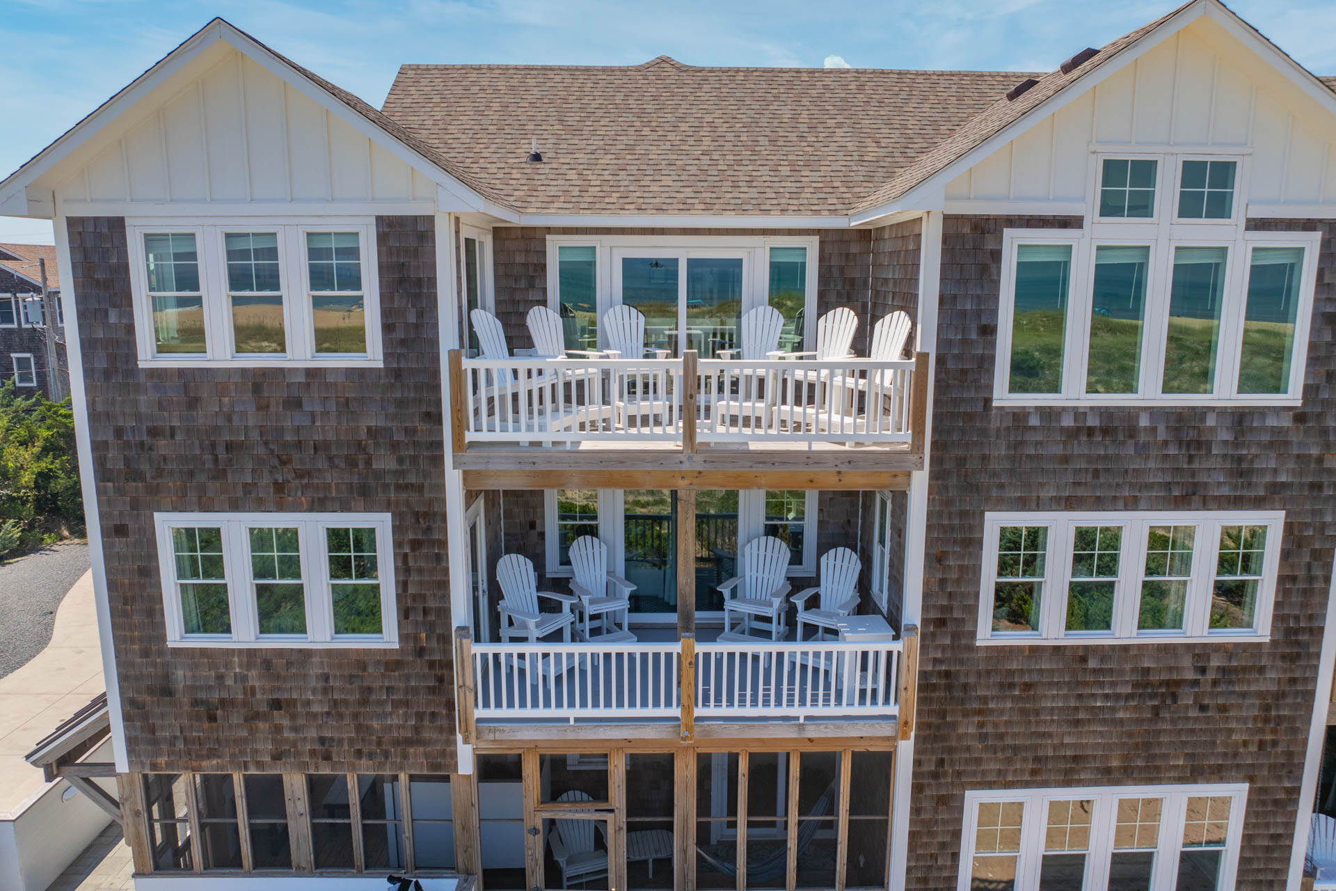 Surf Or Sound Realty 990 Dawn Treader Exterior 10