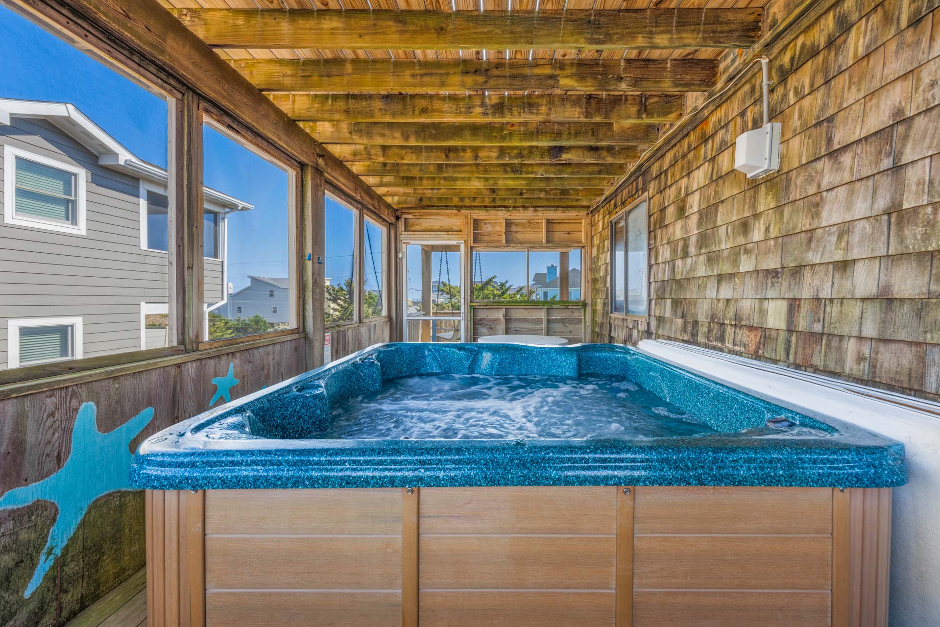 Surf Or Sound Realty 60 Bermuda Breeze Hot Tub