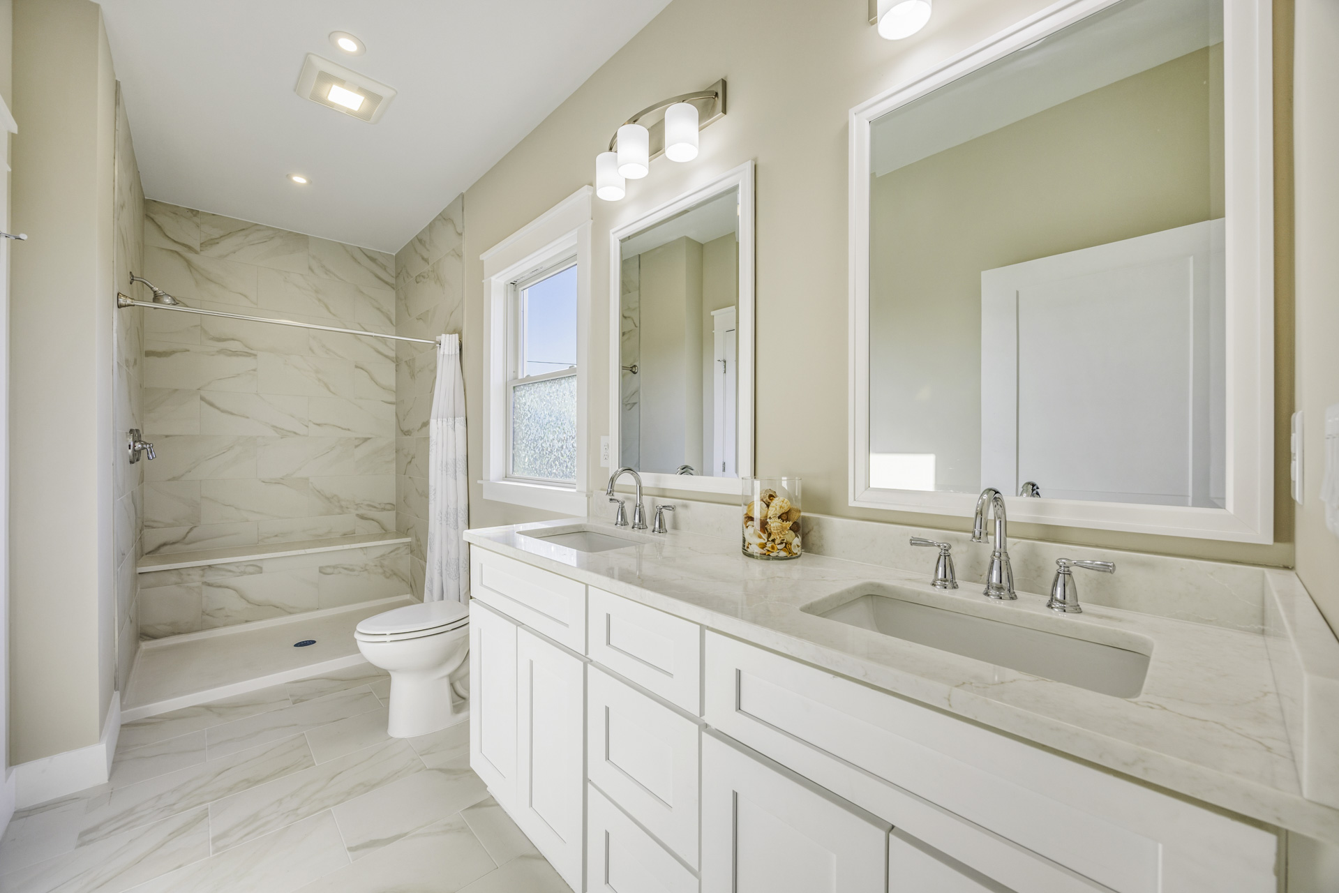 Surf Or Sound Realty 1240 Coastal Breeze Bedroom 1 3