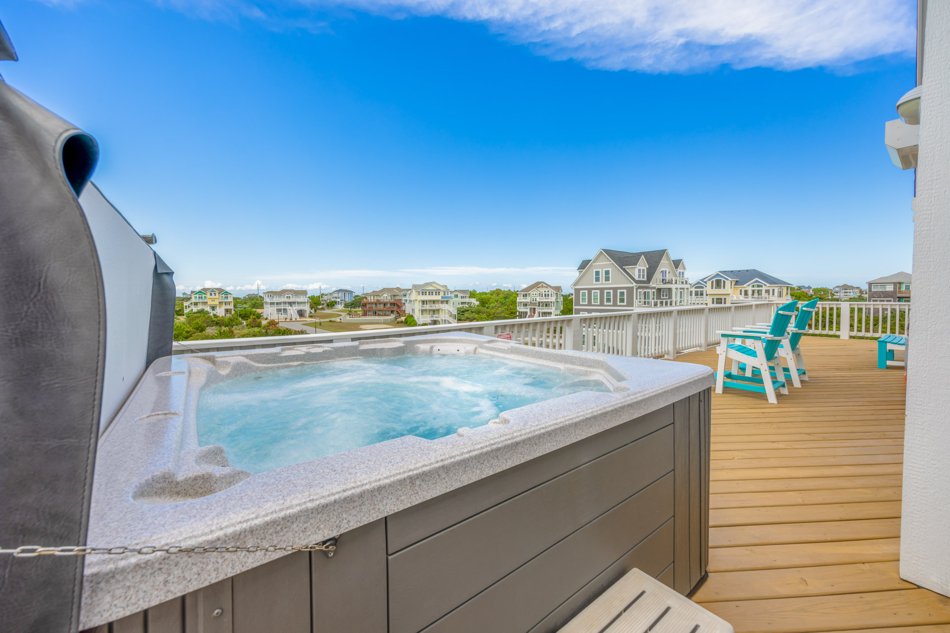 Surf Or Sound Realty 840 Lucky Oyster Hot Tub