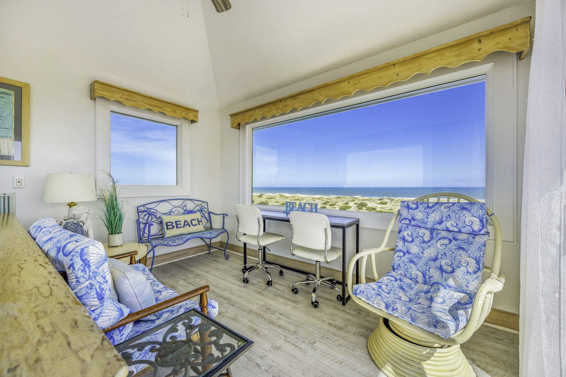 Surf Or Sound Realty 1040 Dolphins Watch Loft 2