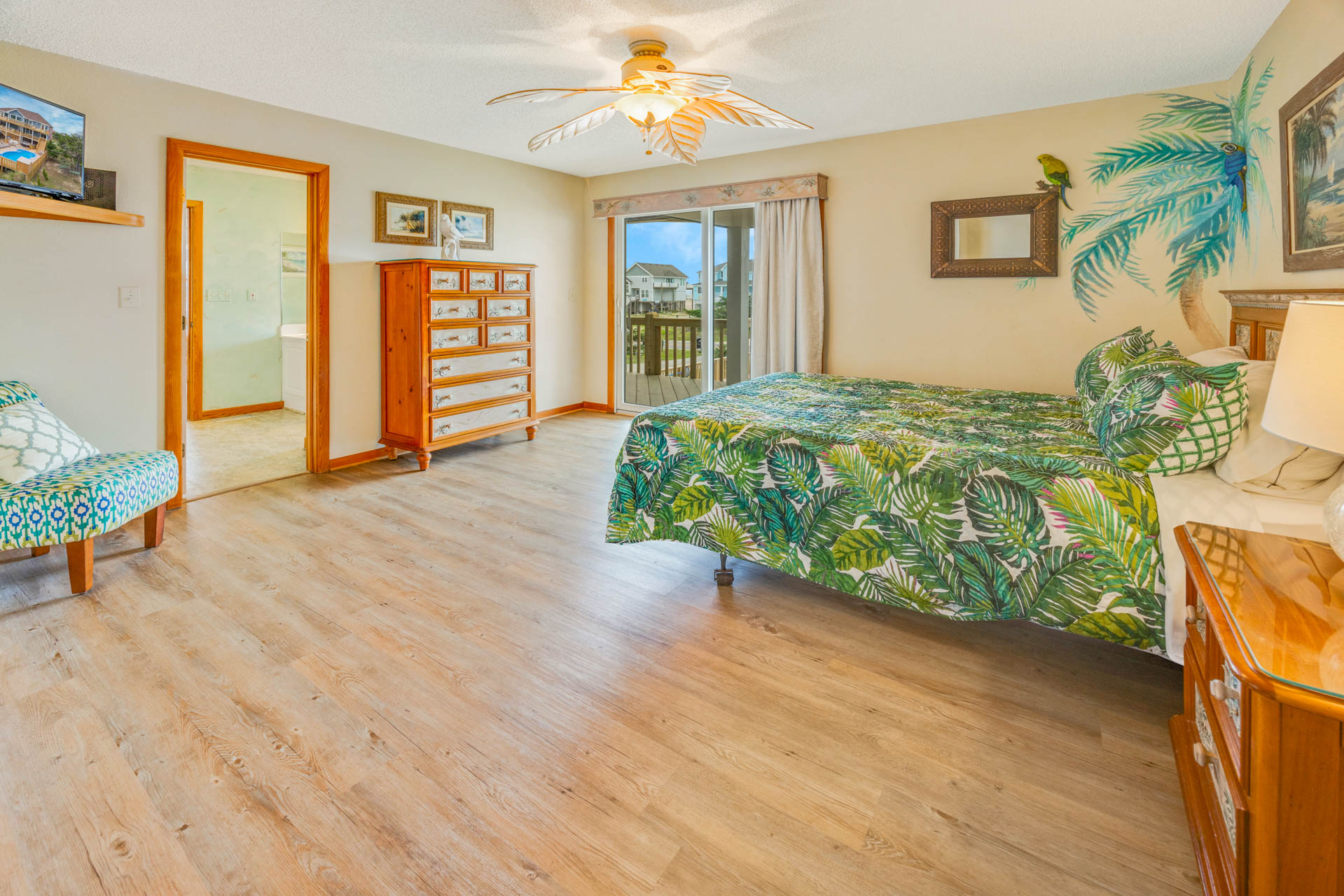 Surf Or Sound Realty 1194 Carolina Girl Bedroom 3 2