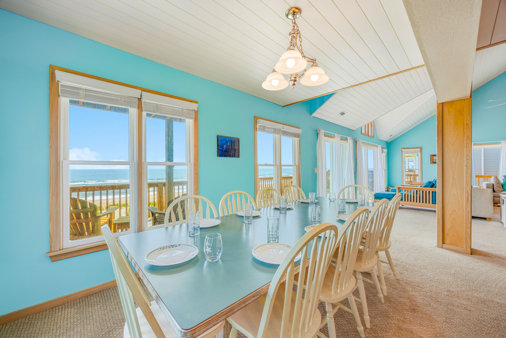 Surf Or Sound Realty 1246 Star Kissed Dining Area 2