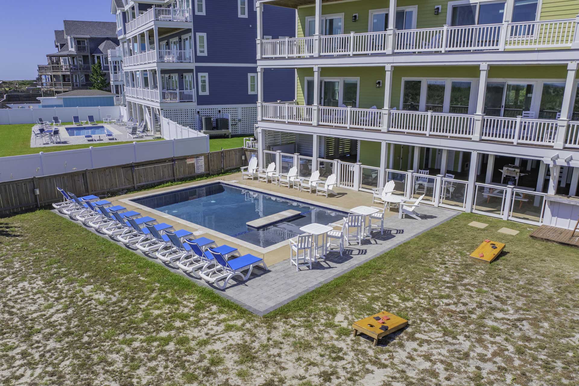 Surf Or Sound Realty 836 Hatteras Grander Pool Area 7