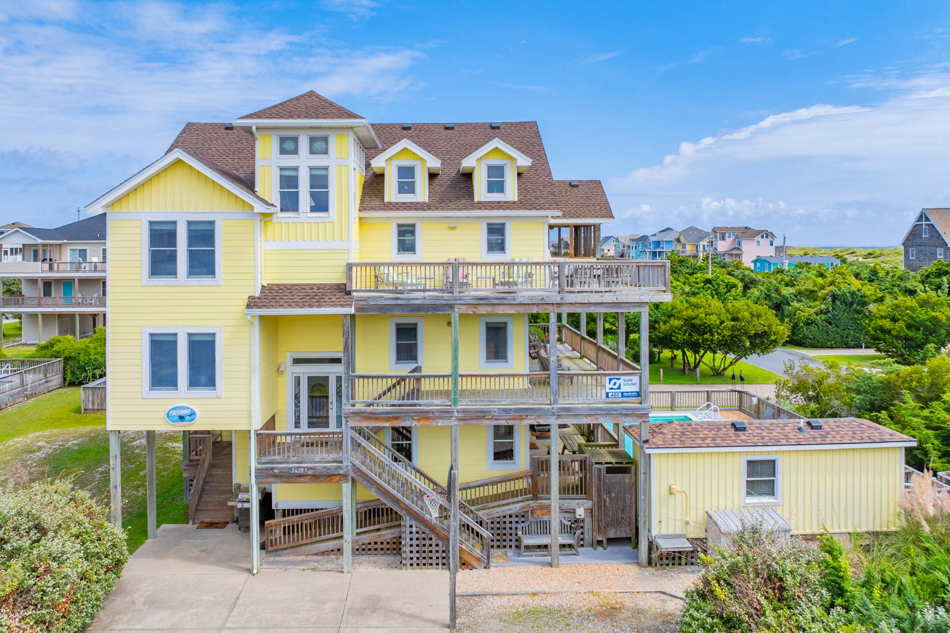 Surf Or Sound Realty 460 Freebird Exterior 3