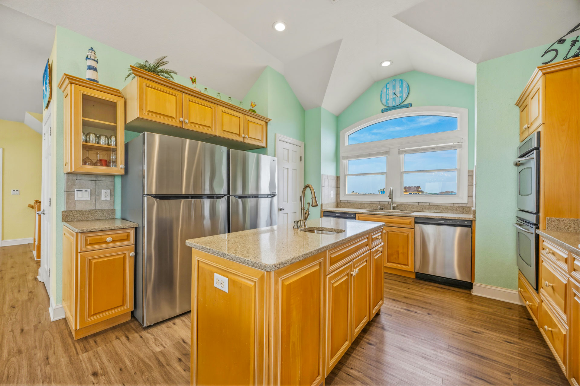 Surf Or Sound Realty 1253 Ocean Rush Kitchen 2