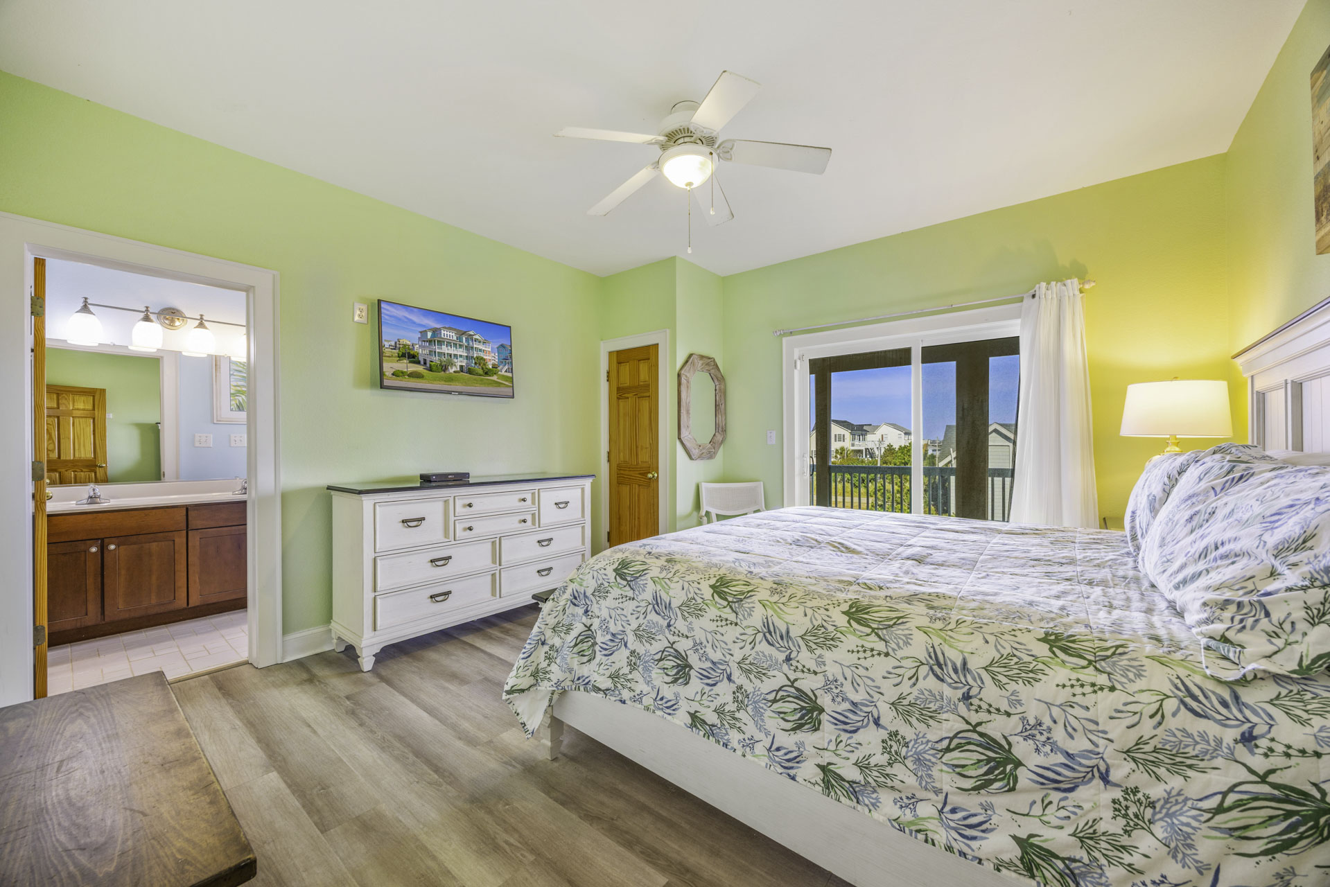 Surf Or Sound Realty 502 Tipsy Turtle Bedroom 4 1