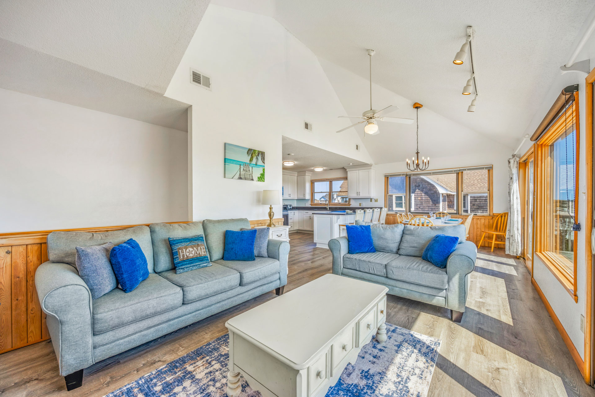 Surf Or Sound Realty 401 Keep Dreamin Great Room 3