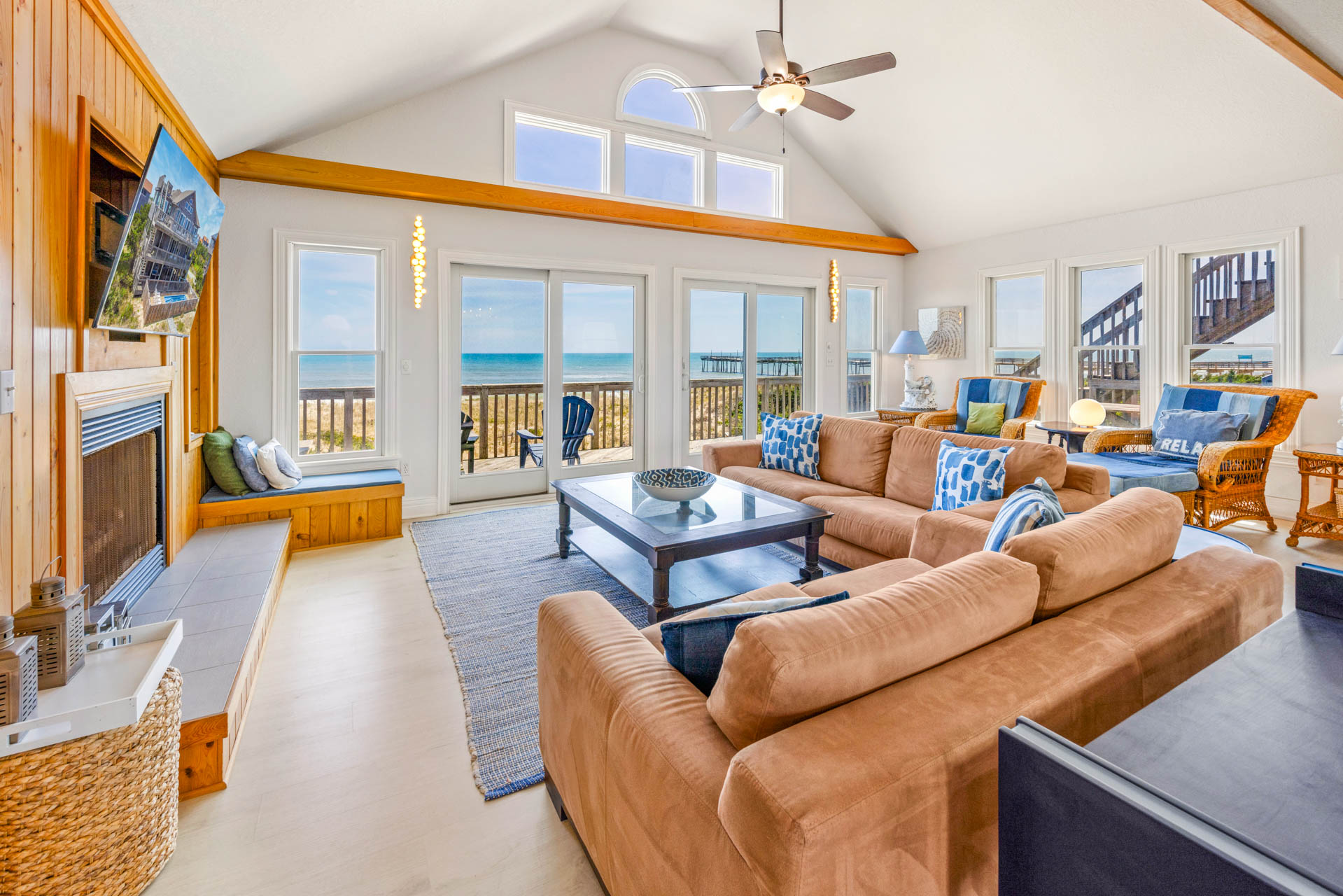 Surf Or Sound Realty 200 Hardalee Great Room 2