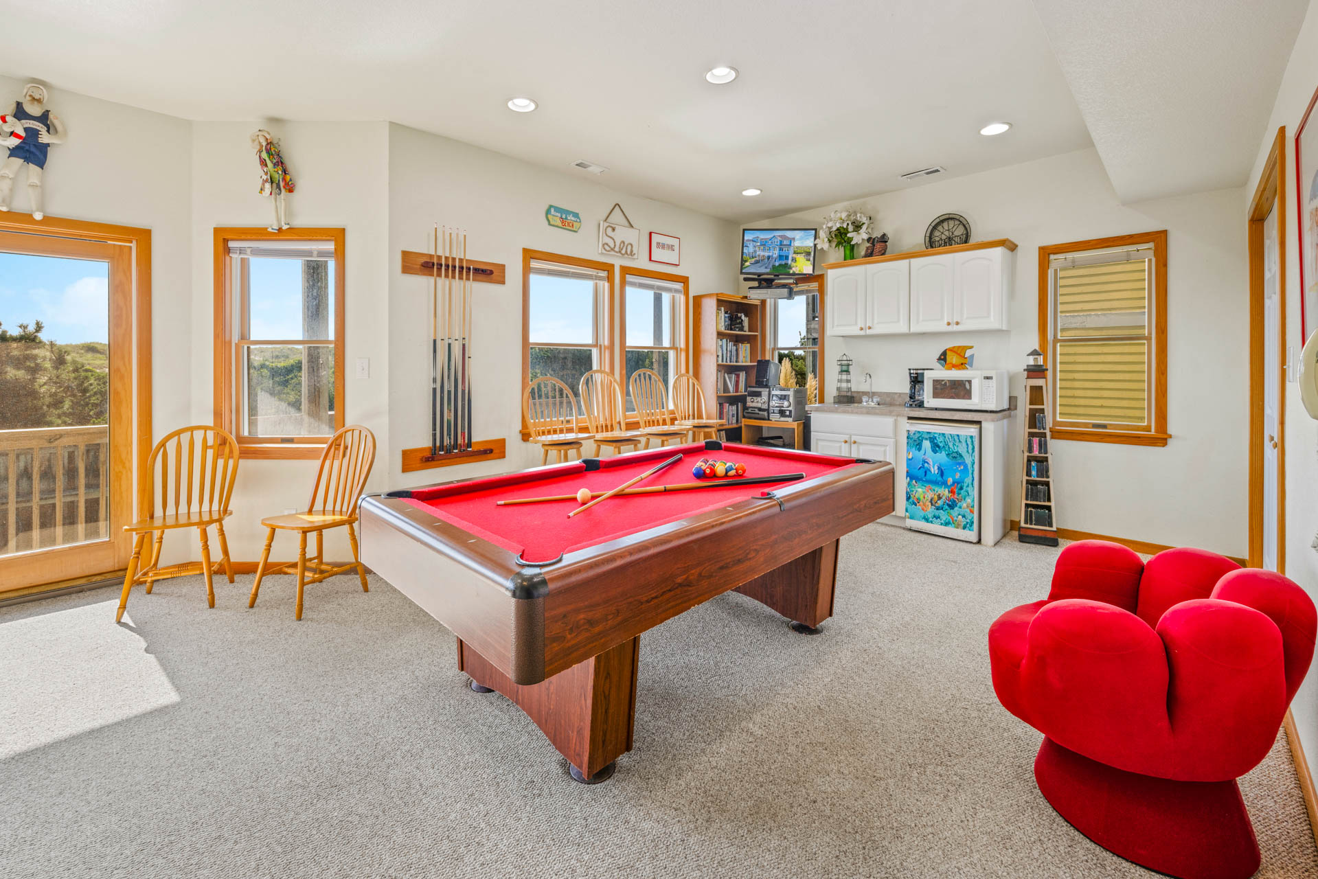 Surf Or Sound Realty 323 A Beach Dream Game Room 1