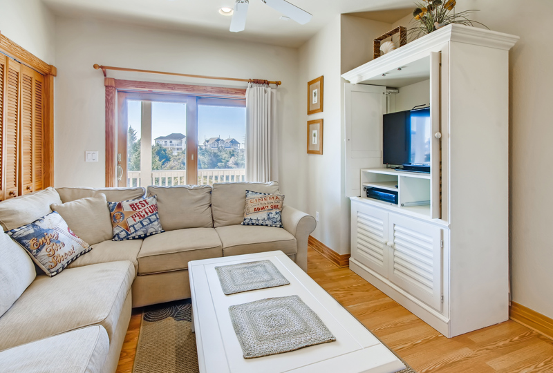 Avon Sea Breeze 600 Surf or Sound