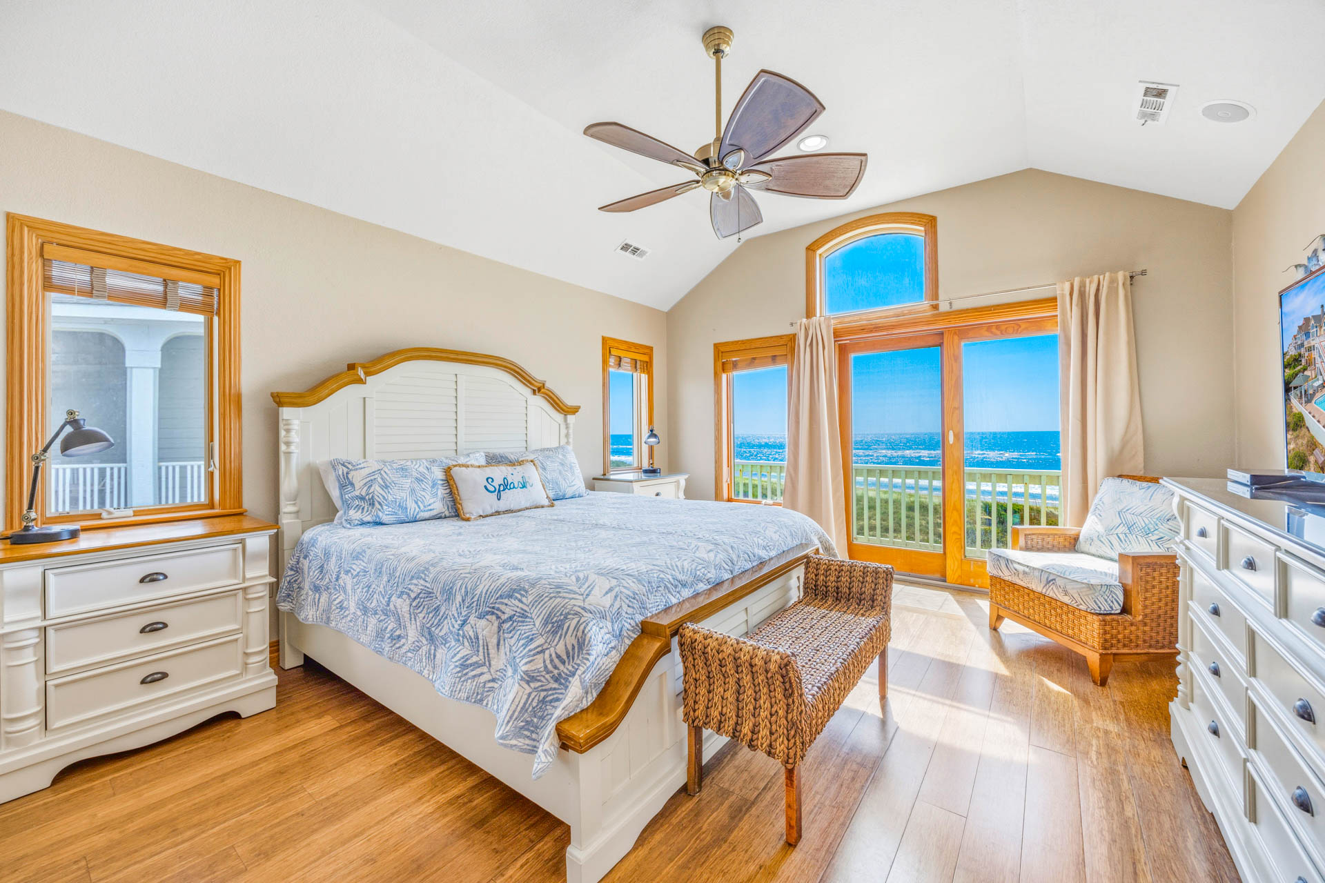 Surf Or Sound Realty 1126 Splash Landing Bedroom 1 1