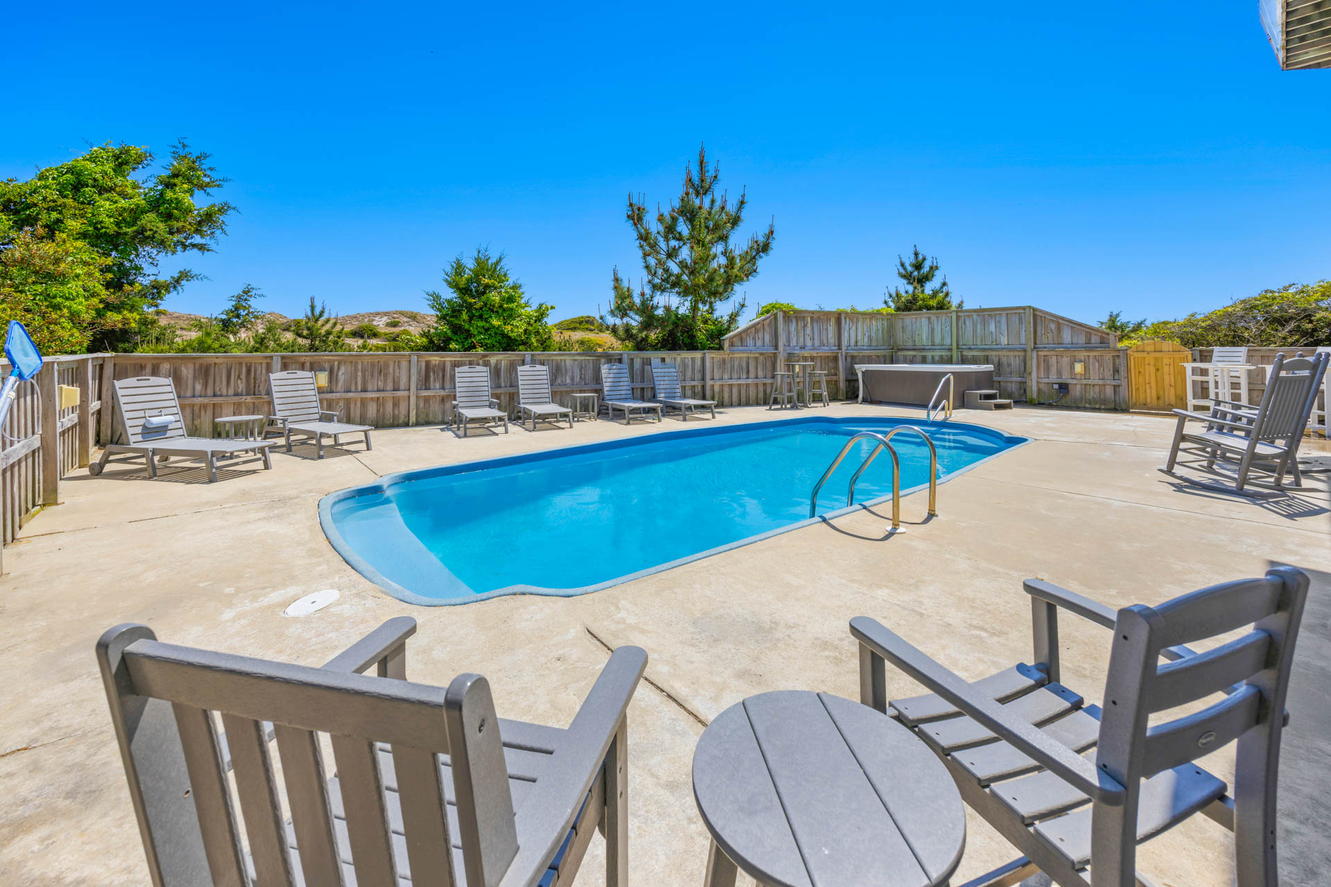 Surf Or Sound Realty 1030 Salty Paws Pool Area 1