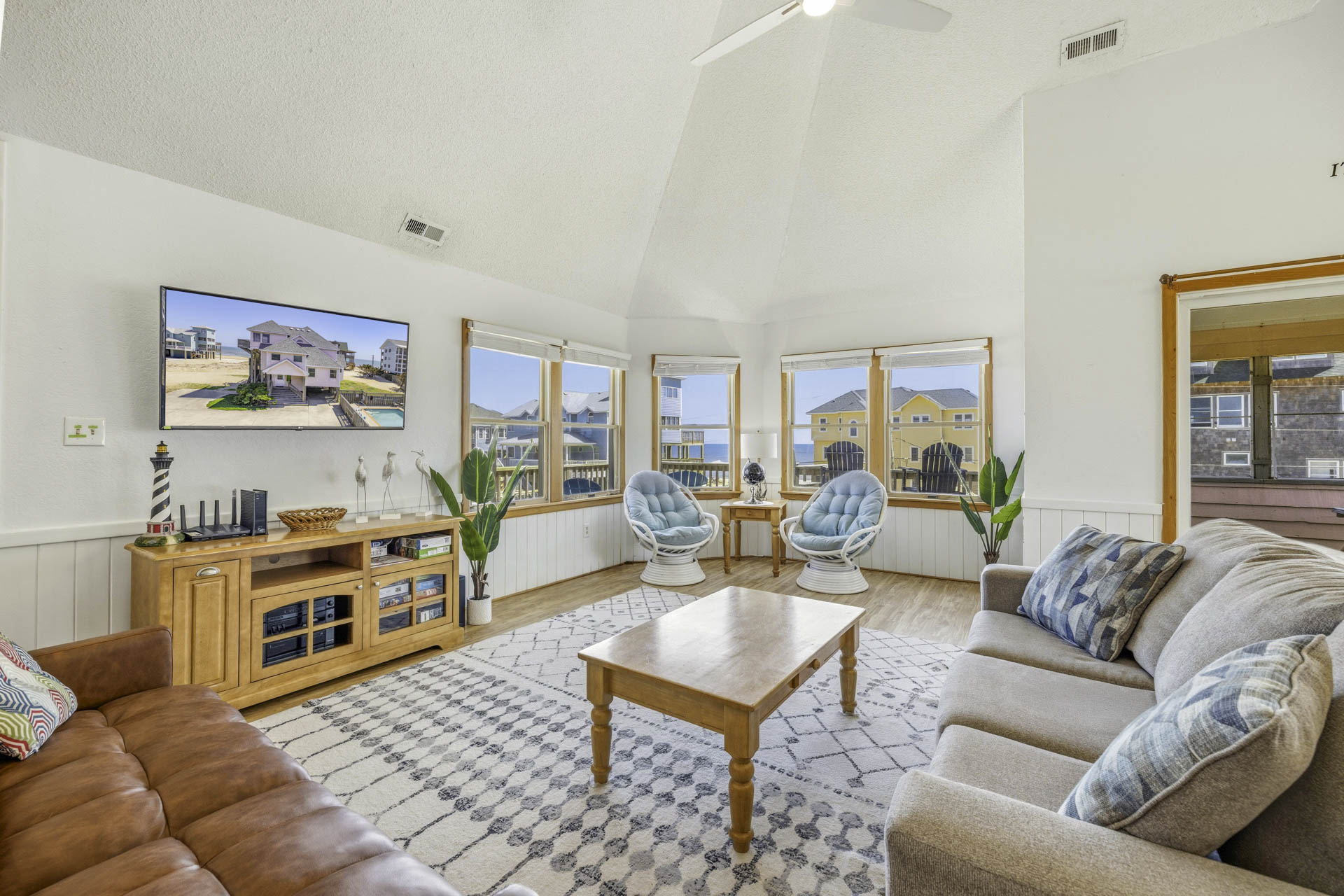 Surf Or Sound Realty 701 South Shore Dreams Great Room 3