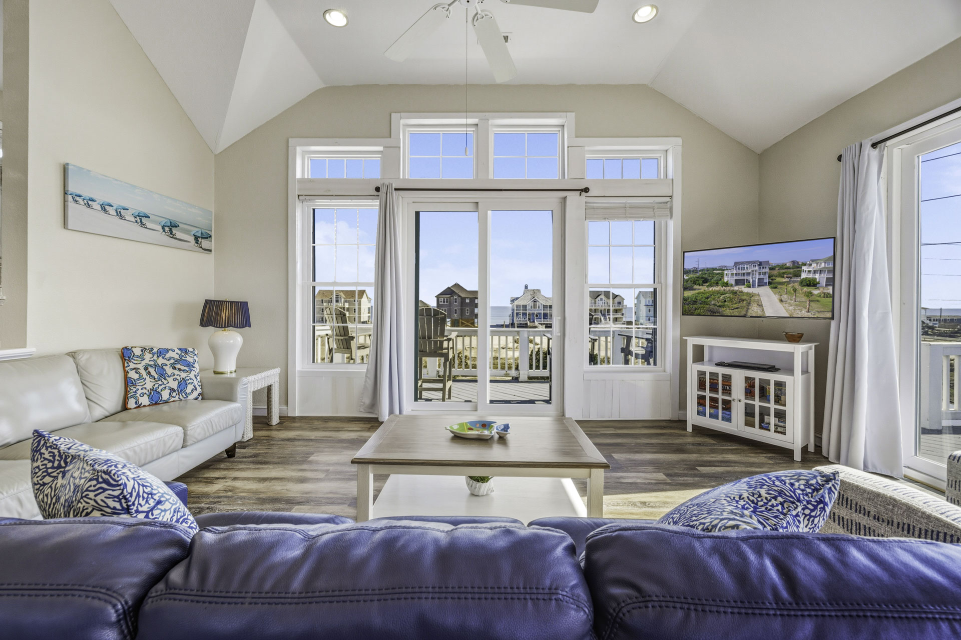 Surf Or Sound Realty 584 Skipper's Gig Great Room 5