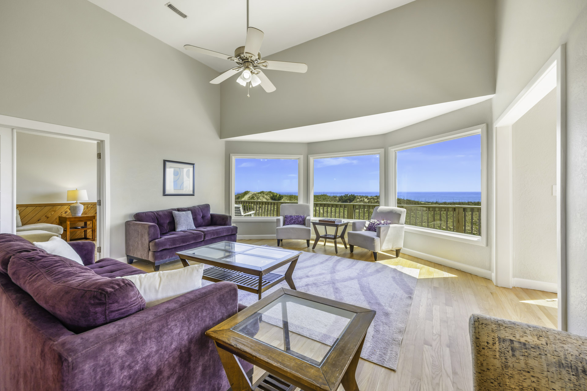 Surf Or Sound Realty 743 Champagne Views Great Room 3