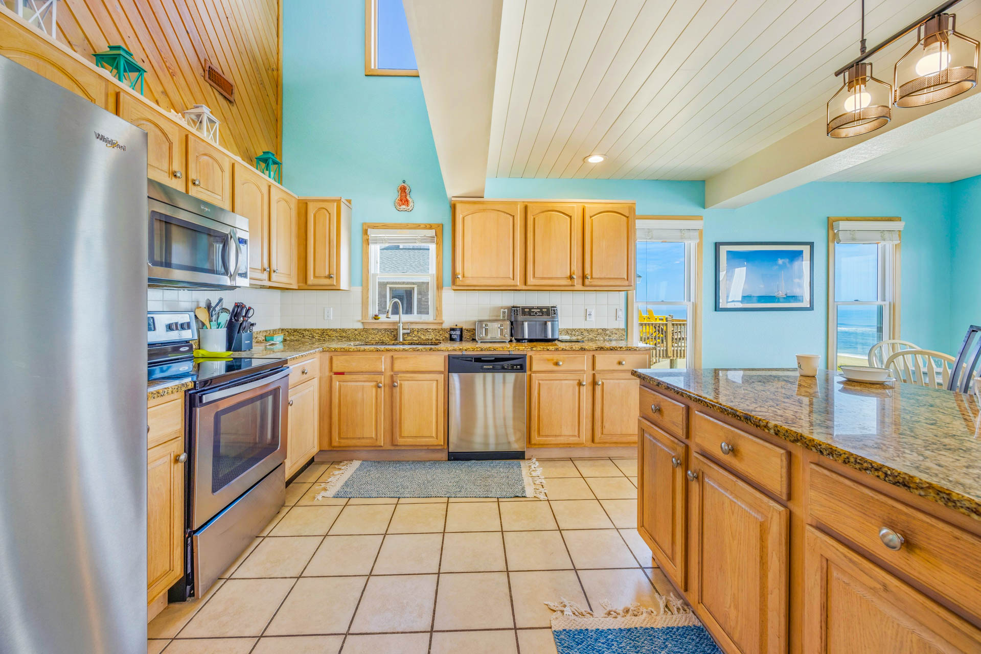 Surf Or Sound Realty 1246 Star Kissed Kitchen 3