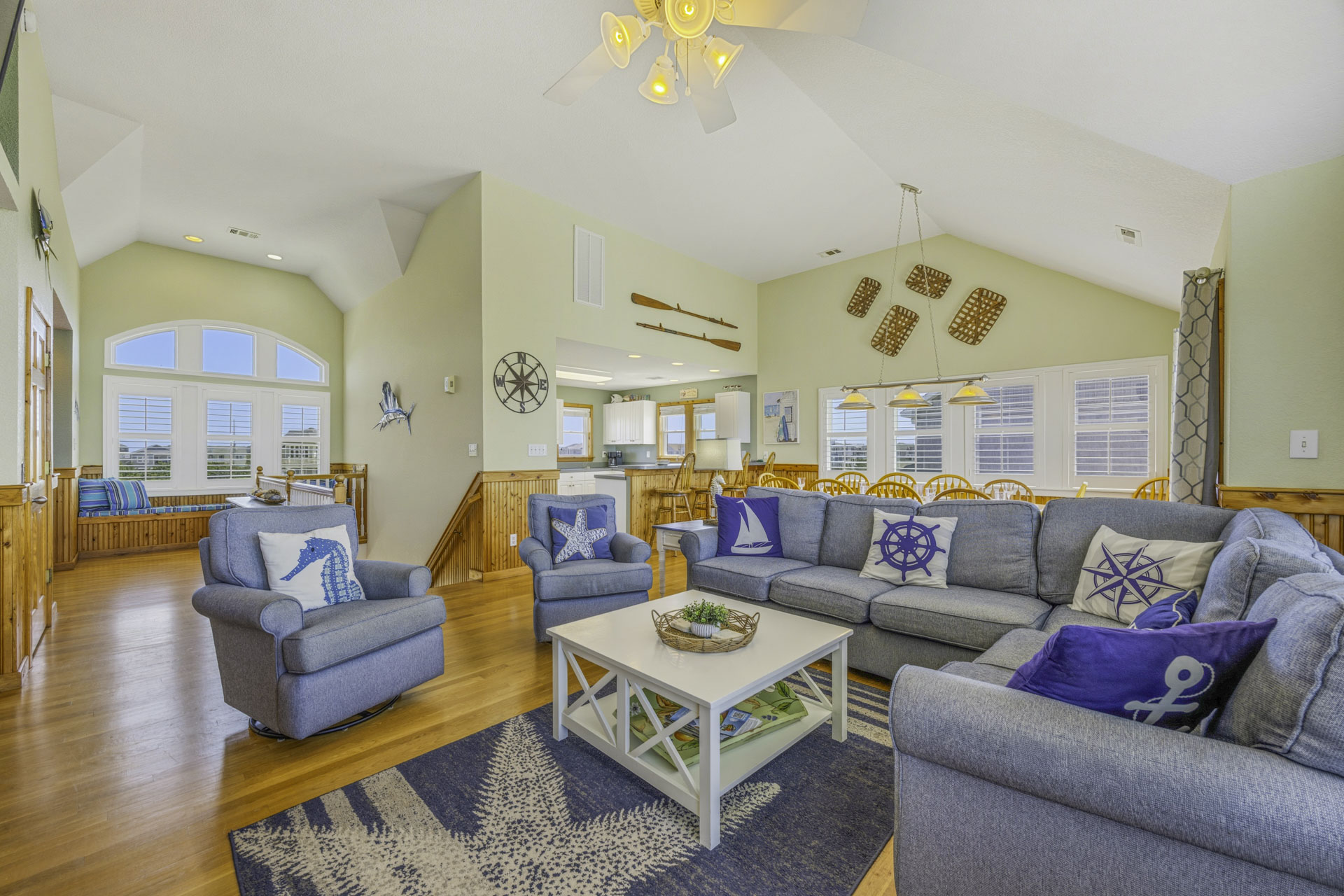 Surf Or Sound Realty 339 Salvo Sunsets Great Room 5