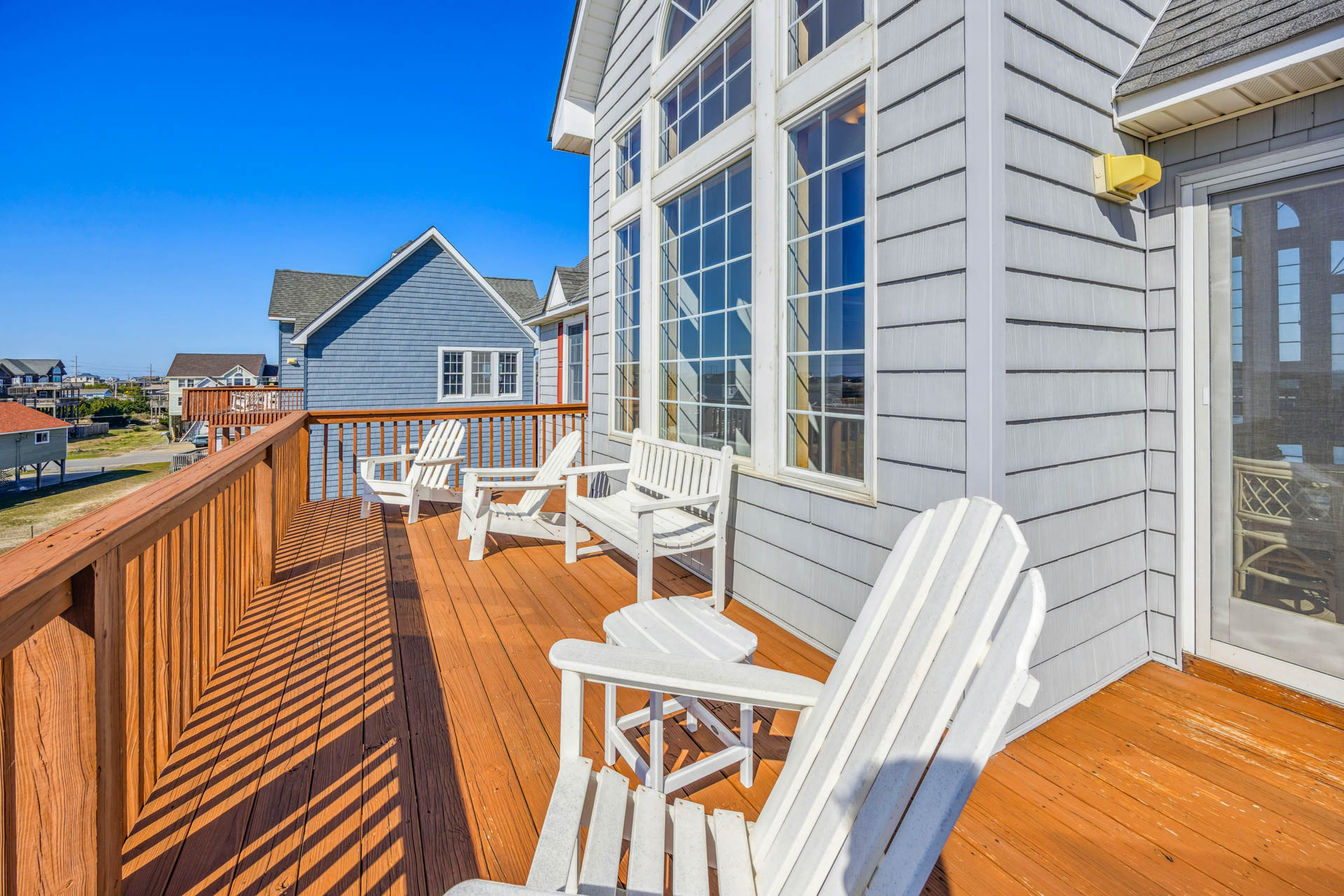 Surf Or Sound Realty 253 Captain Beck's Deck 1