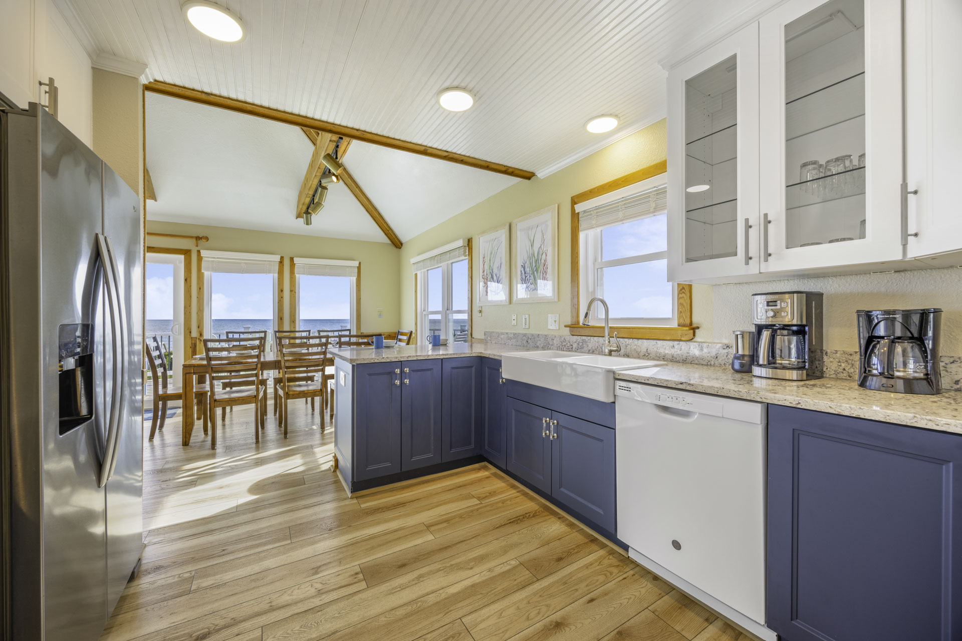 Surf Or Sound Realty 1205 1 To Sea Kitchen 3