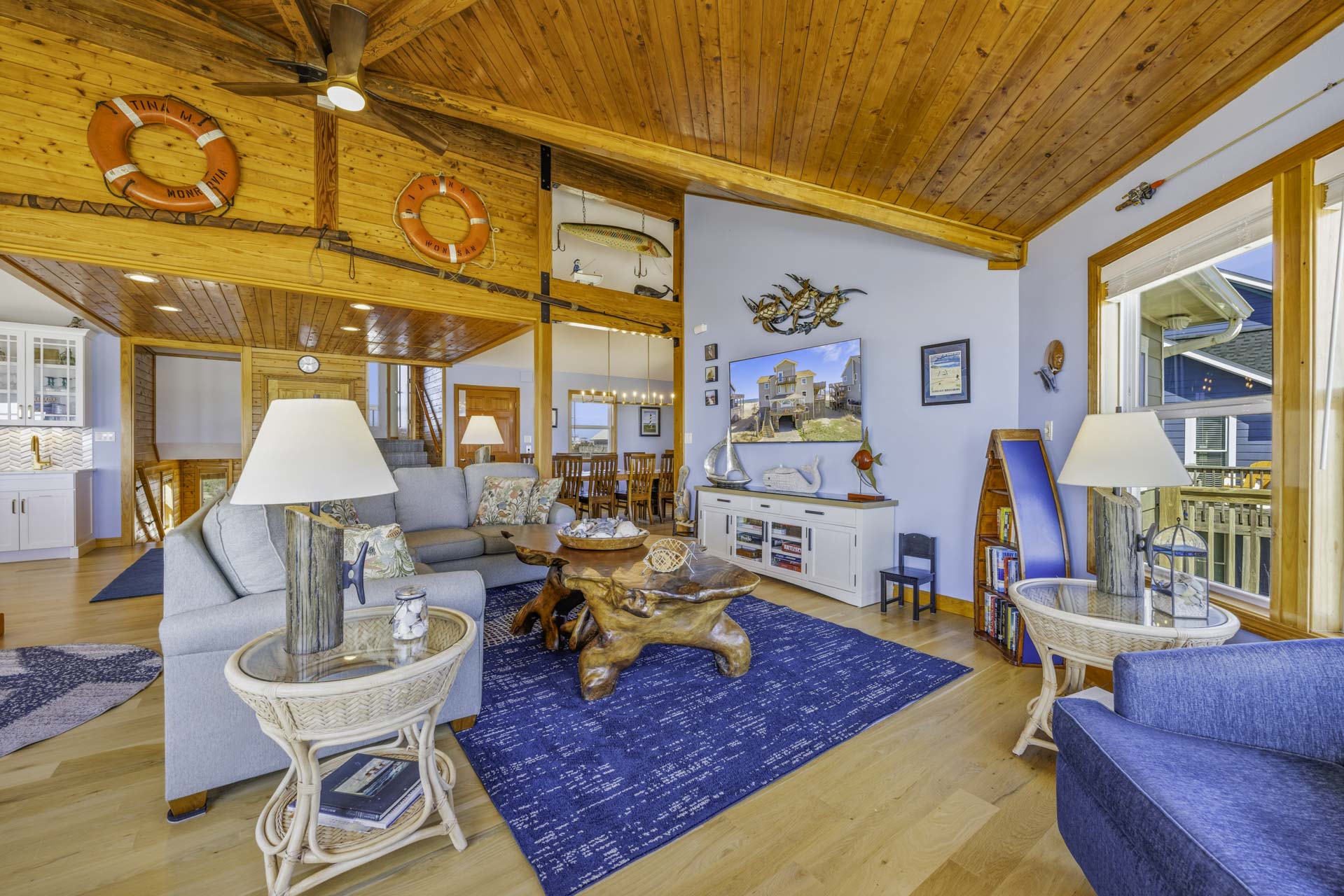 Surf Or Sound Realty 1025 Pflueger's Lure Great Room 4