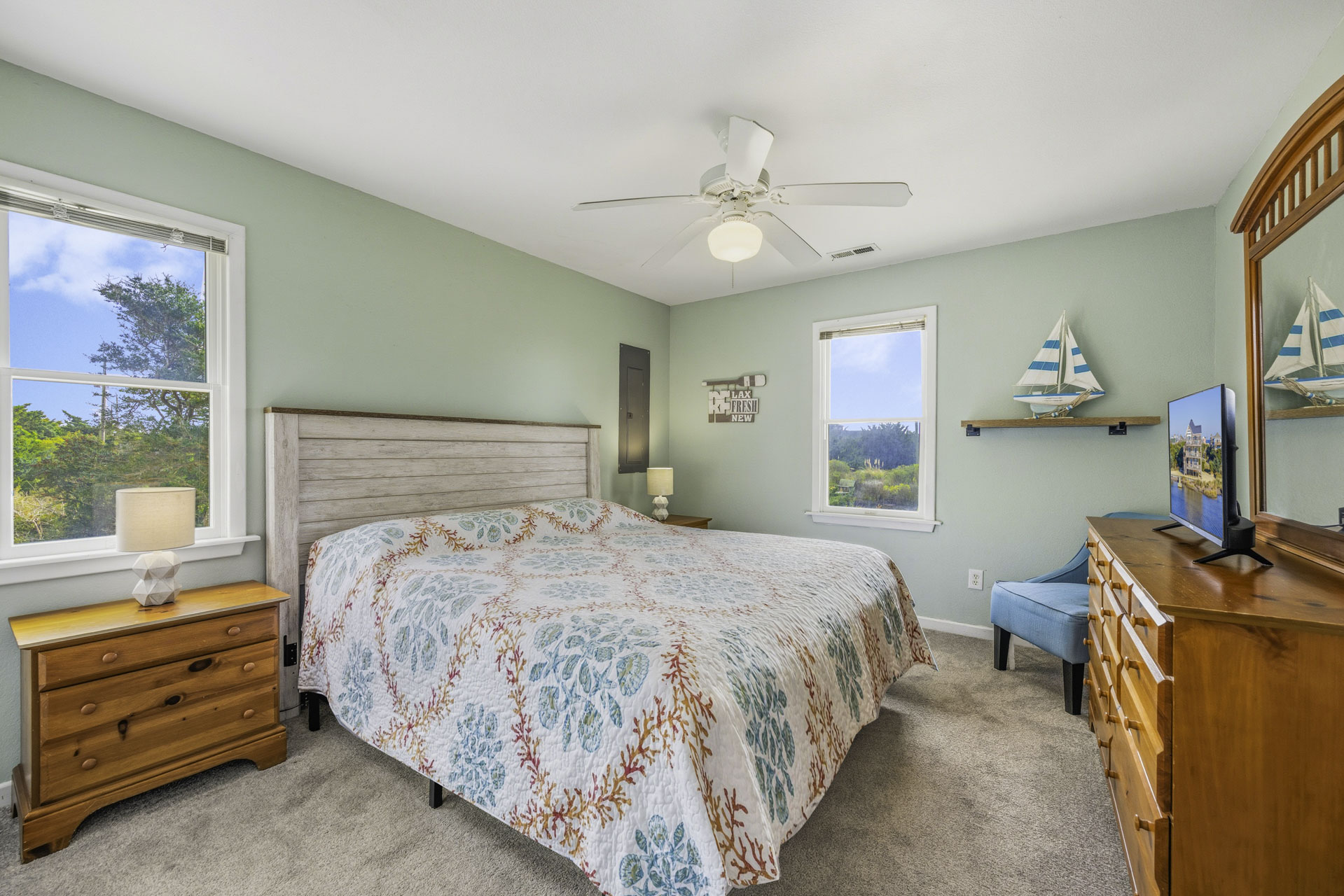 Surf Or Sound Realty 260 Gone With The Wind Bedroom 5 1