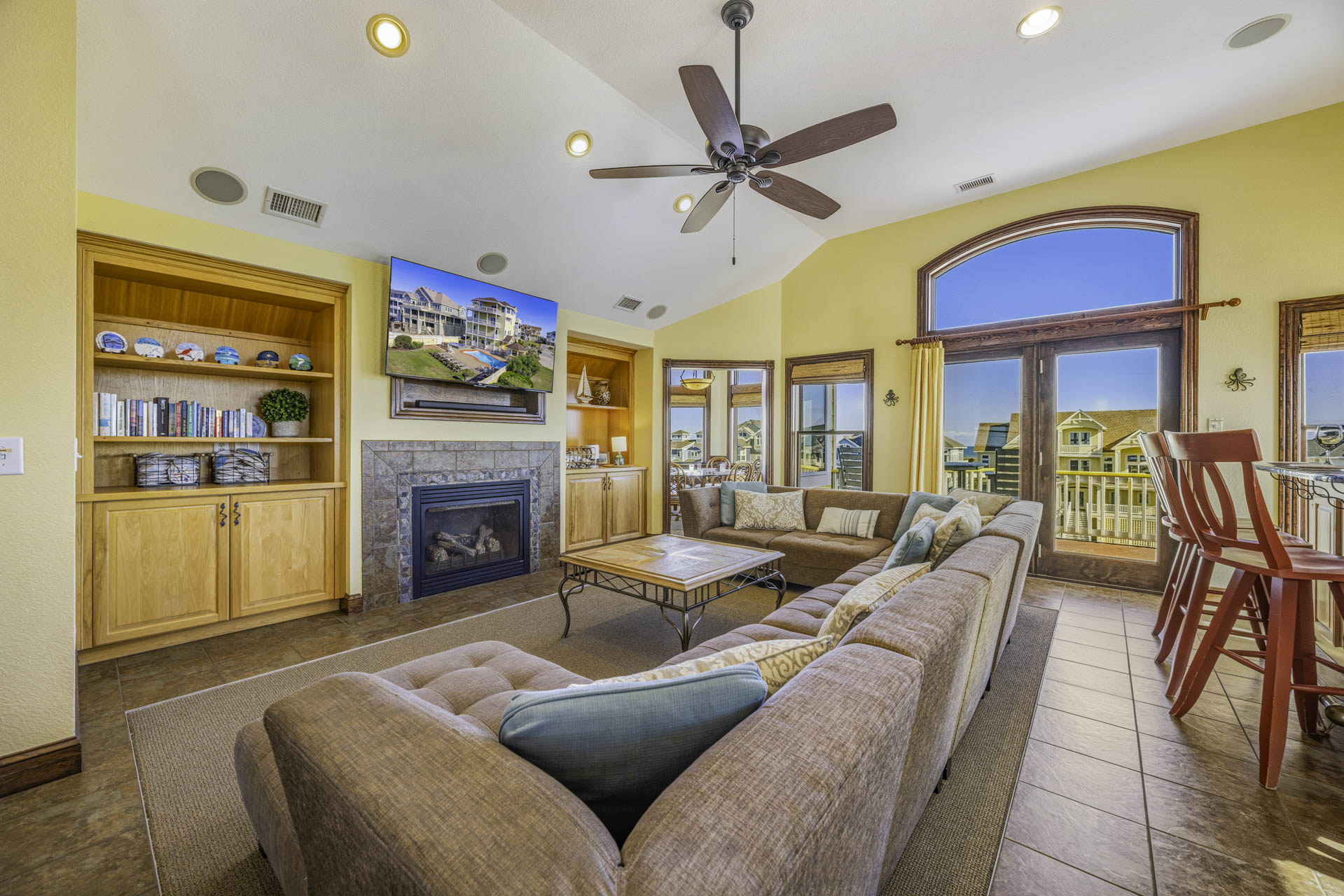 Surf Or Sound Realty 886 Jamman By The Sea Great Room 1